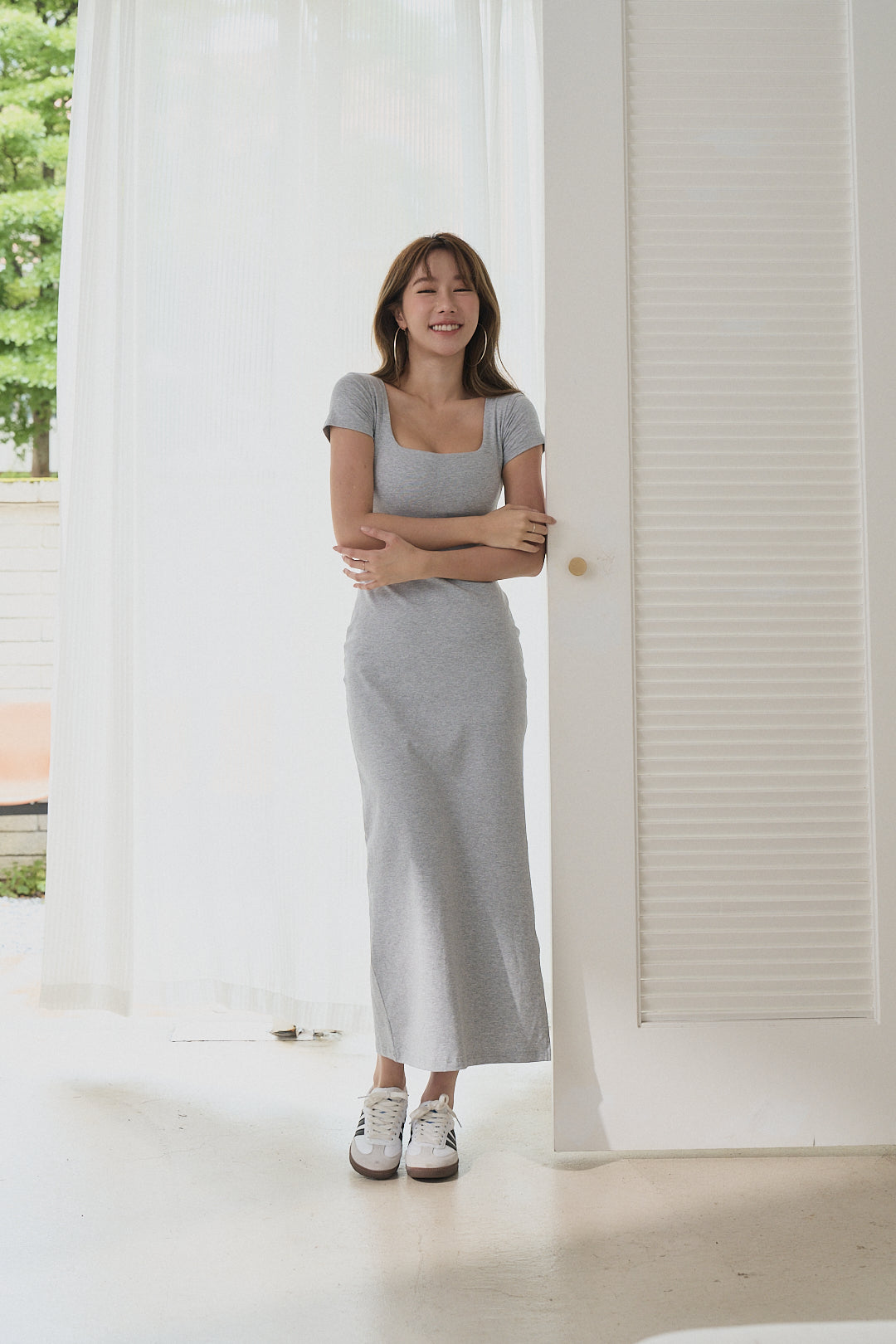 Square Neck Short Sleeves Bra Dress (方領短袖側開衩) By Beigy - Milu