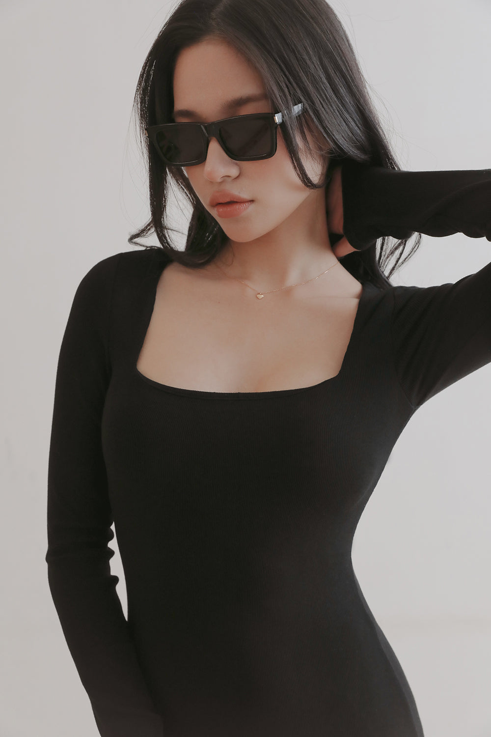 Elegant Rib Knit Long Sleeve Square Neck Calf-Length Bra Dress (一見鍾情羅紋長袖方領襯墊中長版洋裝) By mumm - Milu
