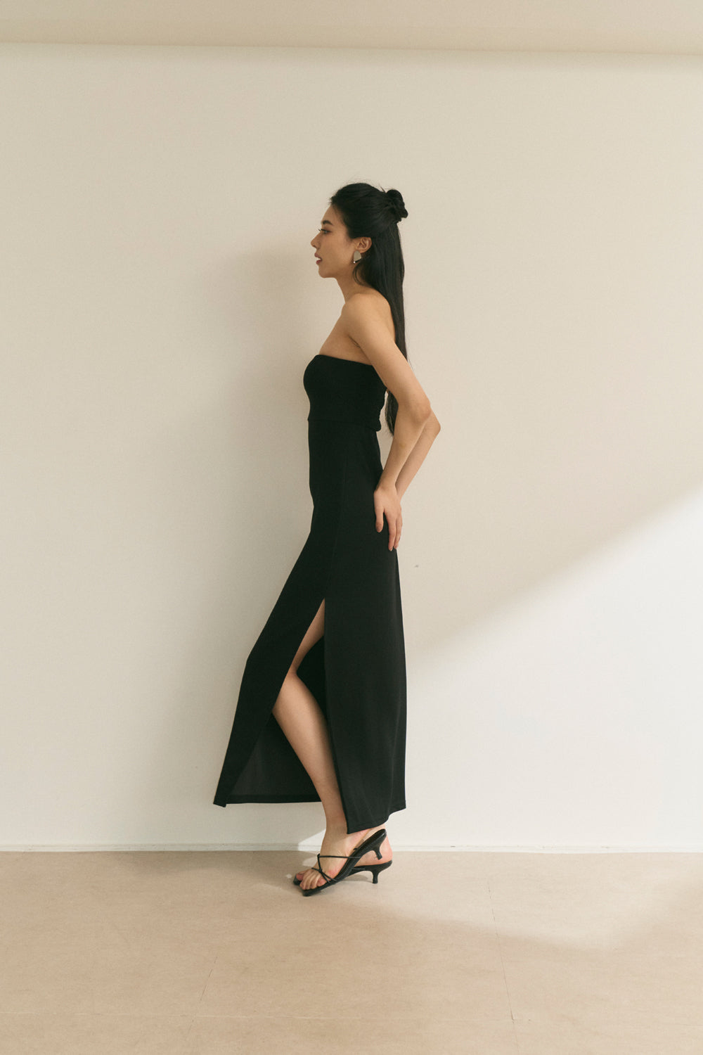 Strapless Maxi Bra Dress (超軟太空棉開叉) By Beigy - Milu