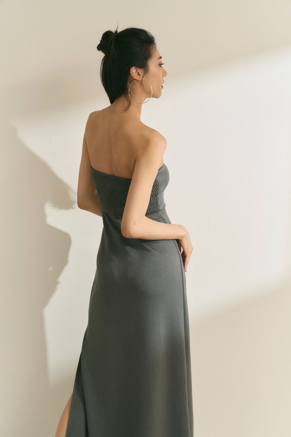 Strapless Maxi Bra Dress (超軟太空棉開叉) By Beigy - Milu