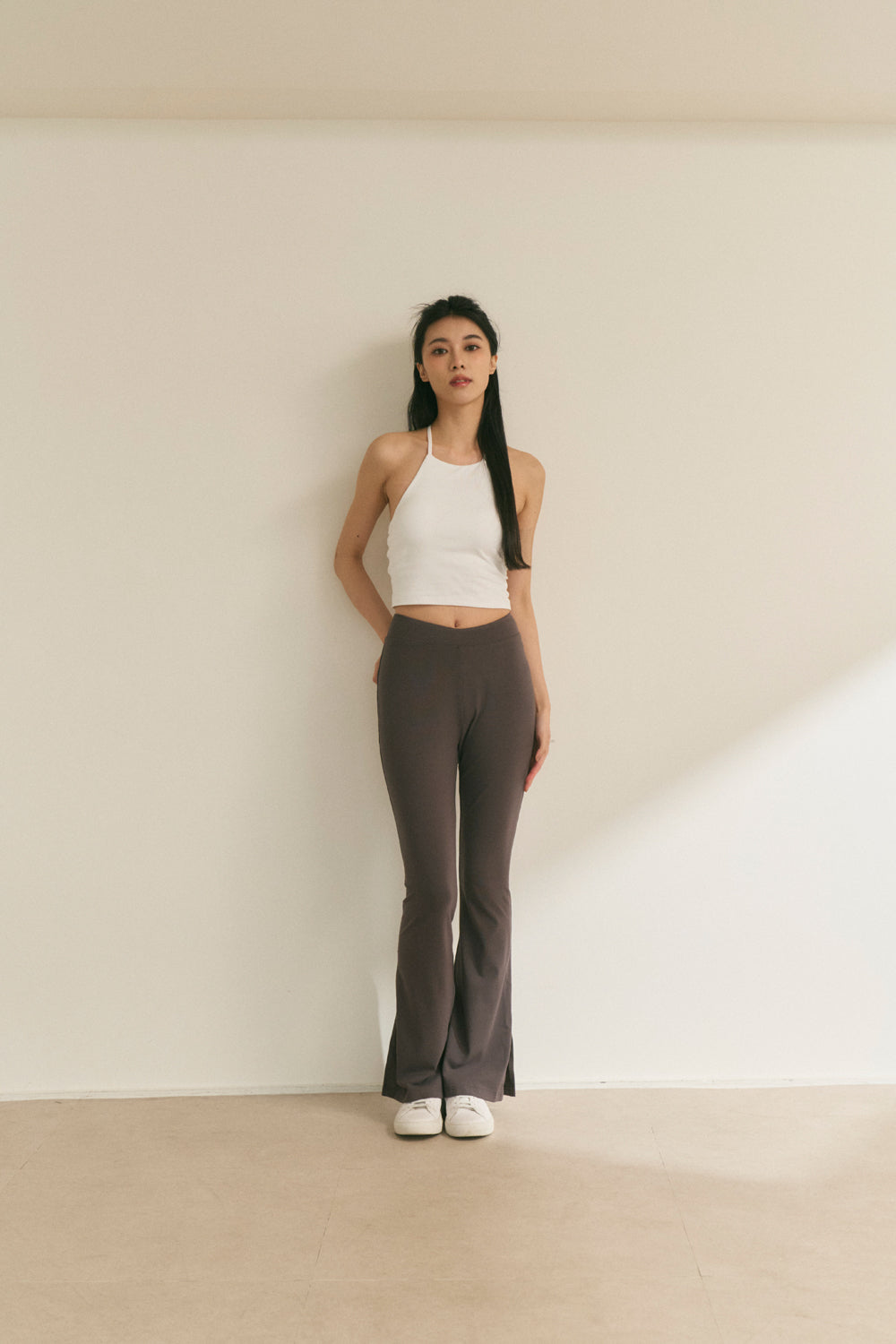 V-Waist Flare Pants (V型腰瘦彈力微喇長褲) By Beigy - Milu