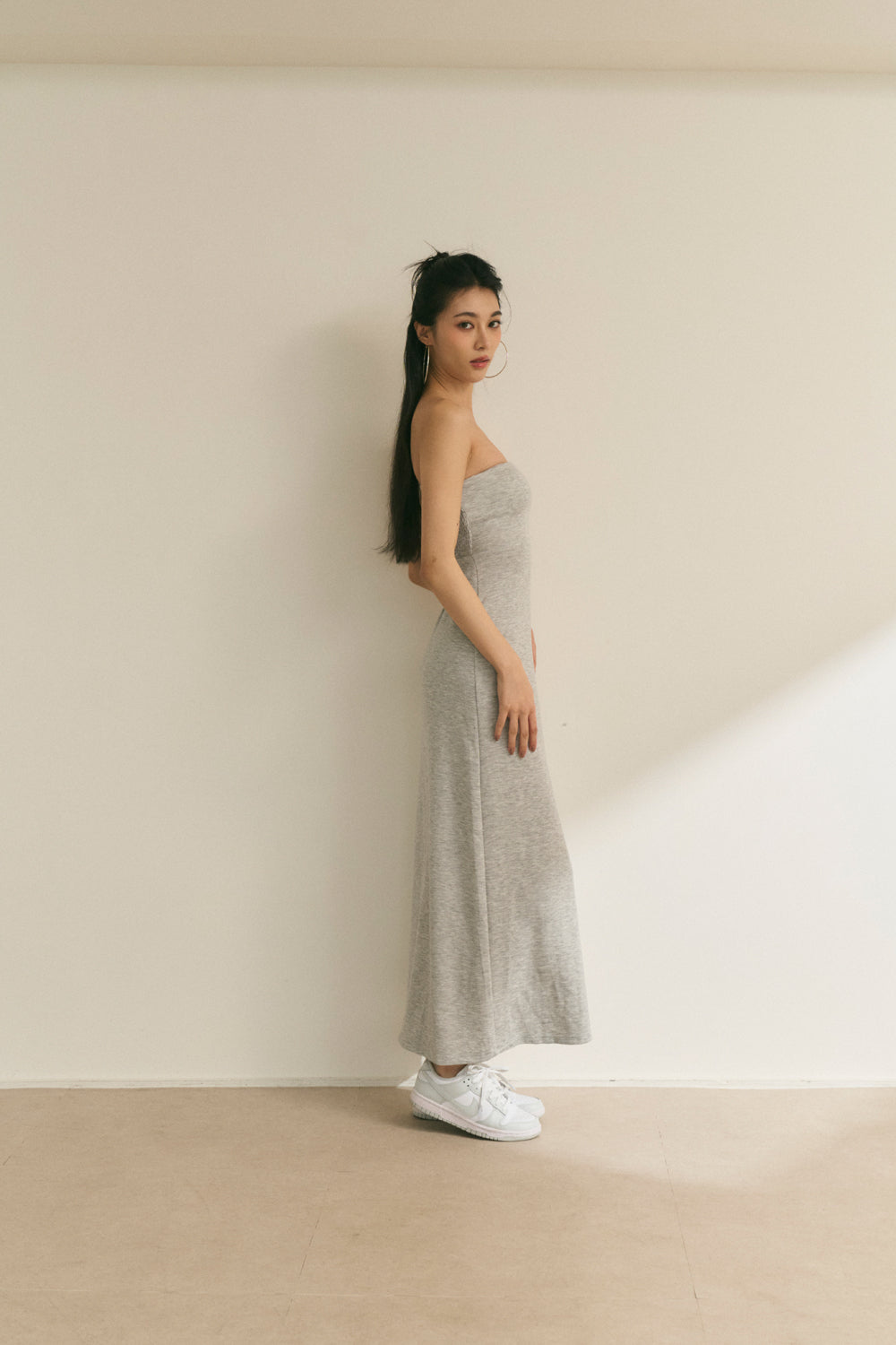 Strapless Maxi Bra Dress (超軟太空棉開叉) By Beigy - Milu