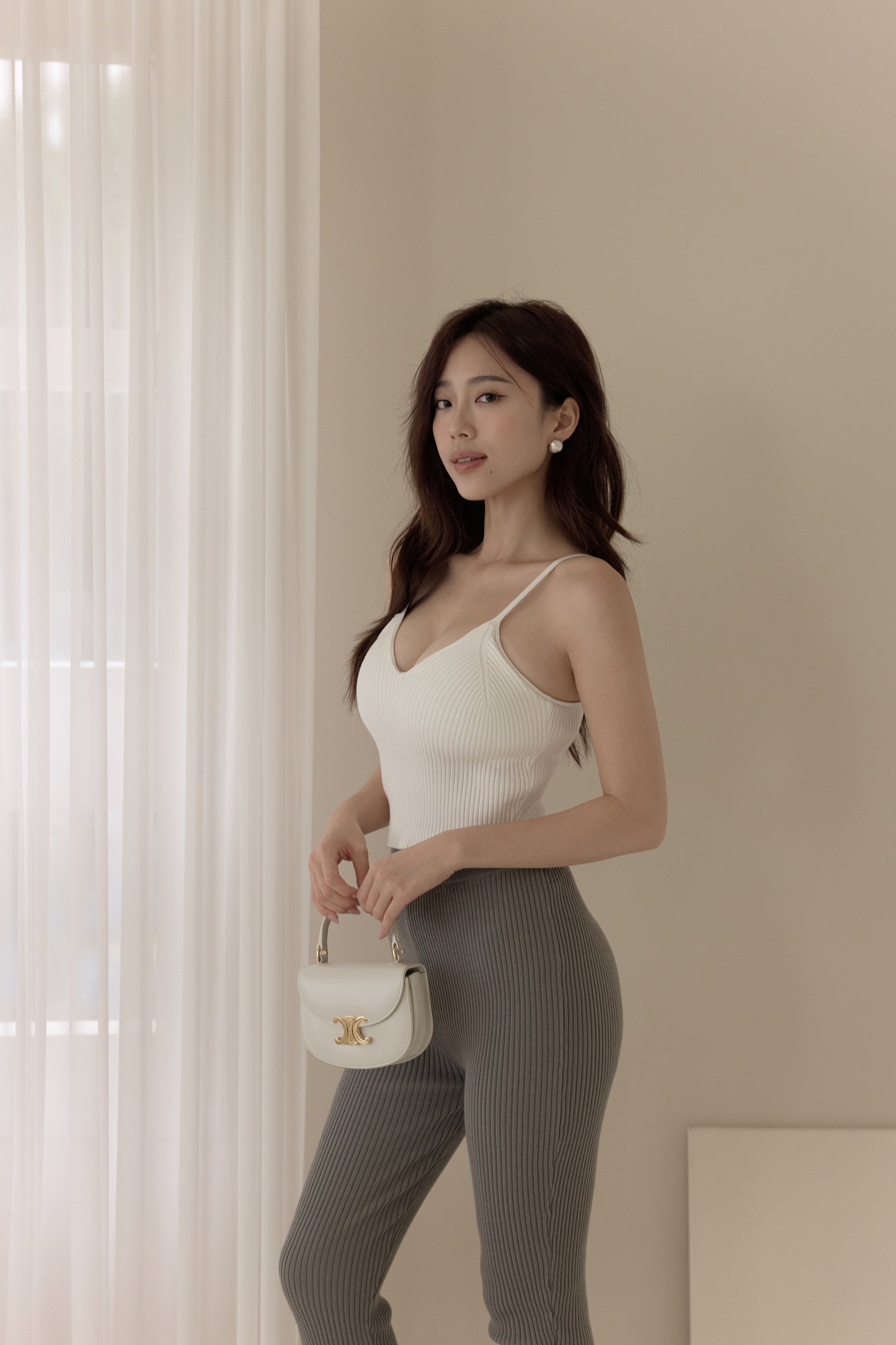 Knit Spaghetti Strap V-Neck Bra Top (細肩針織V領) By Beigy - Milu