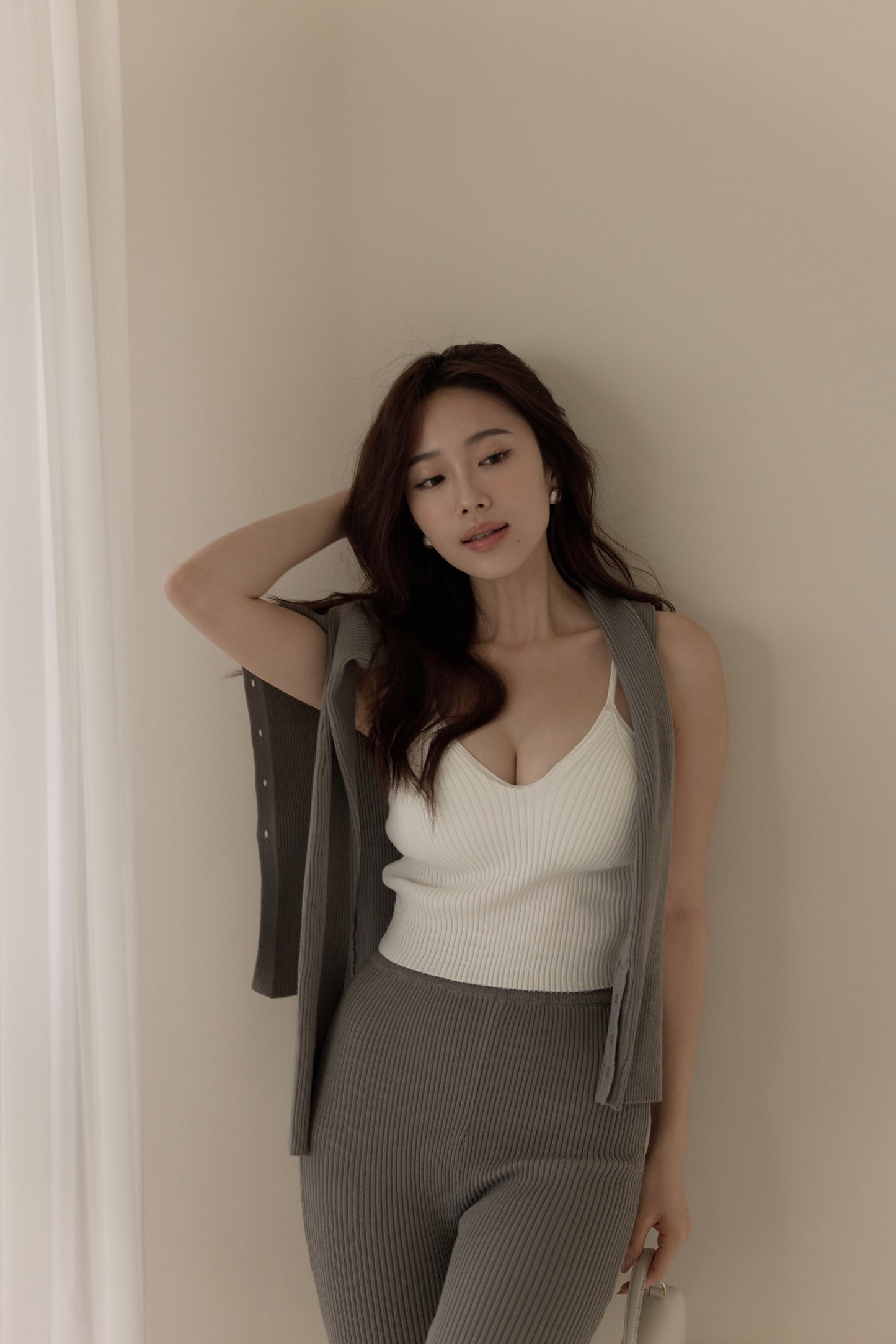 Knit Spaghetti Strap V-Neck Bra Top (細肩針織V領) By Beigy - Milu