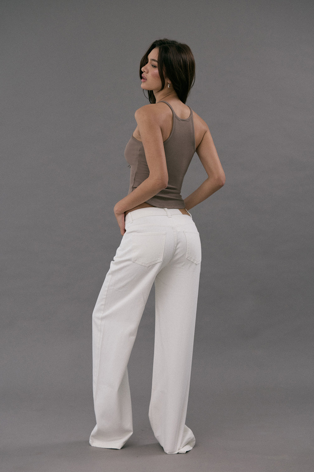 Elegant Rib Contour Back U-Neck BraTop <br/>一見鍾情羅紋美背U領BraTop