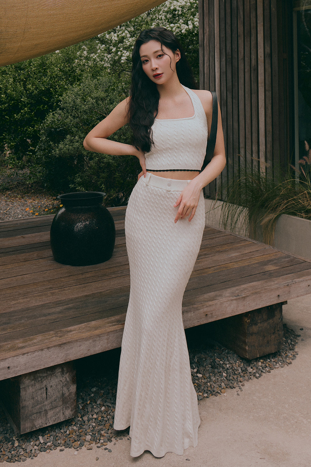 Afternoon Walk Knit Ripple Trim Halter Bra Top<br/>午後漫步麻花花邊繞脖BraTop