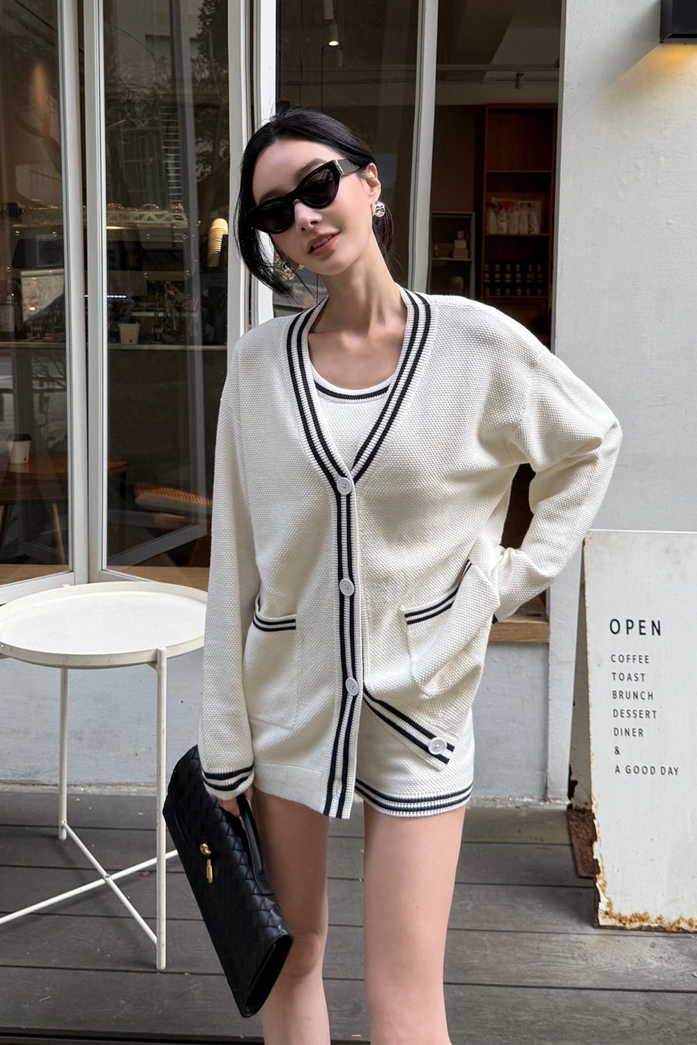 Afternoon Walk Knit Longline Button-Up Cardigan (菱格針織排釦中長版開襟外套) By mumm - Milu