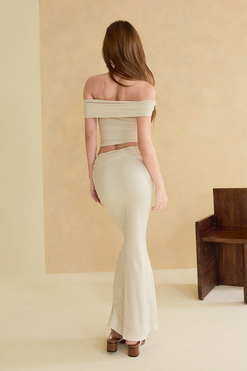 mumm SOFT Off-Shoulder Sleeveless BraTop (奶蓋一字領BraTop) By mumm - Milu