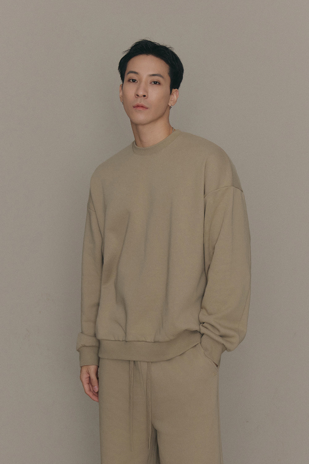 (現貨) Cozy Heater Sweatshirt (絨絨暖爐衛衣) -【礦石灰 L】 By mumm - Milu