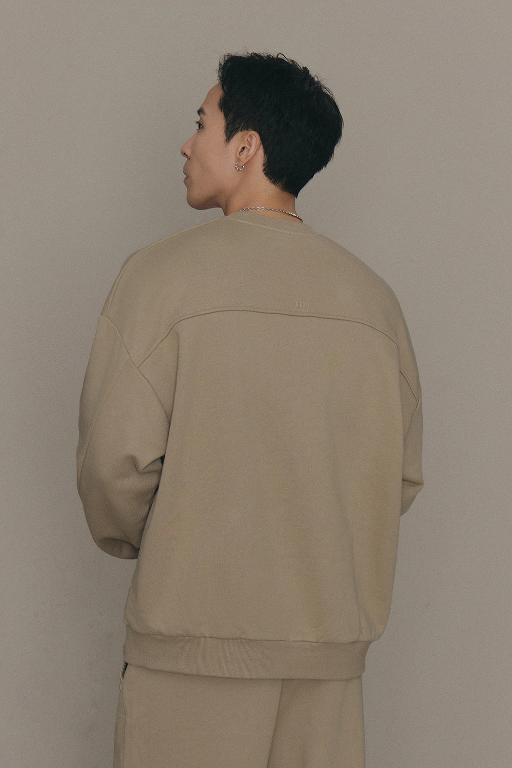 (現貨) Cozy Heater Sweatshirt (絨絨暖爐衛衣) -【礦石灰 L】 By mumm - Milu