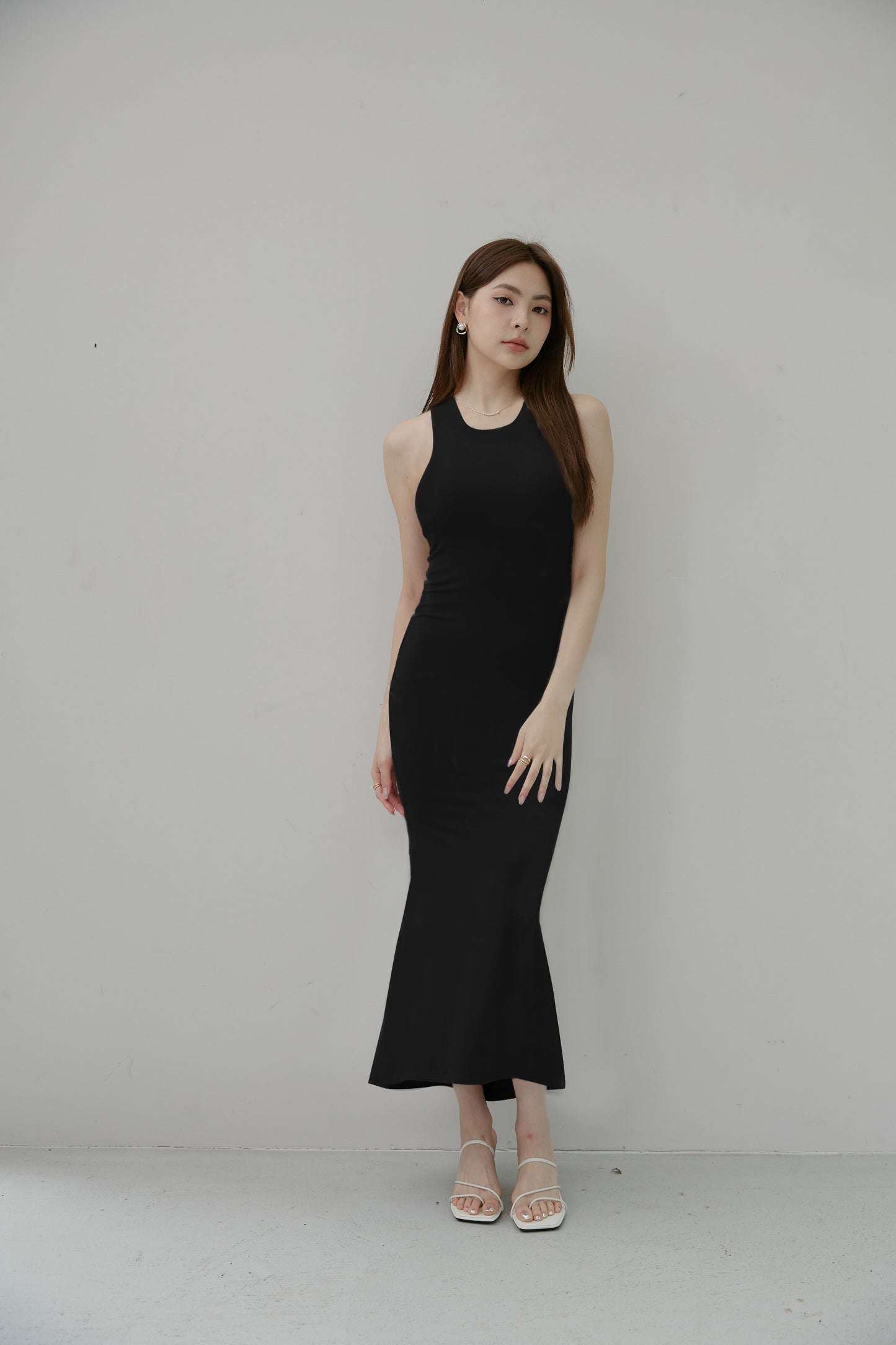 Prefect Shape Halter Bra Dress (小個子版削肩魚尾) By Beigy - Milu