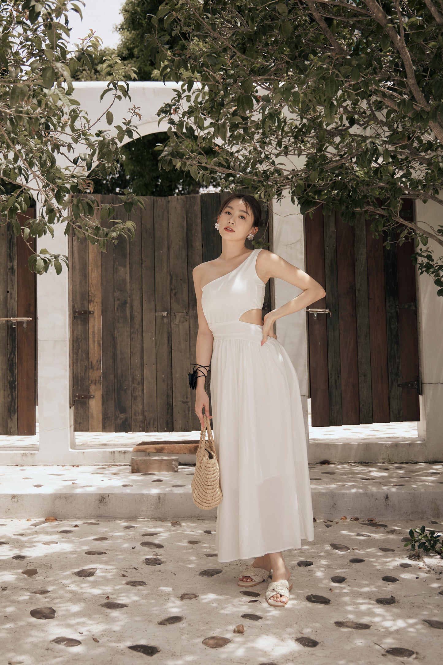 Cotton Linen One Shoulder Bra Dress (棉麻單肩側鏤空) By Beigy - Milu