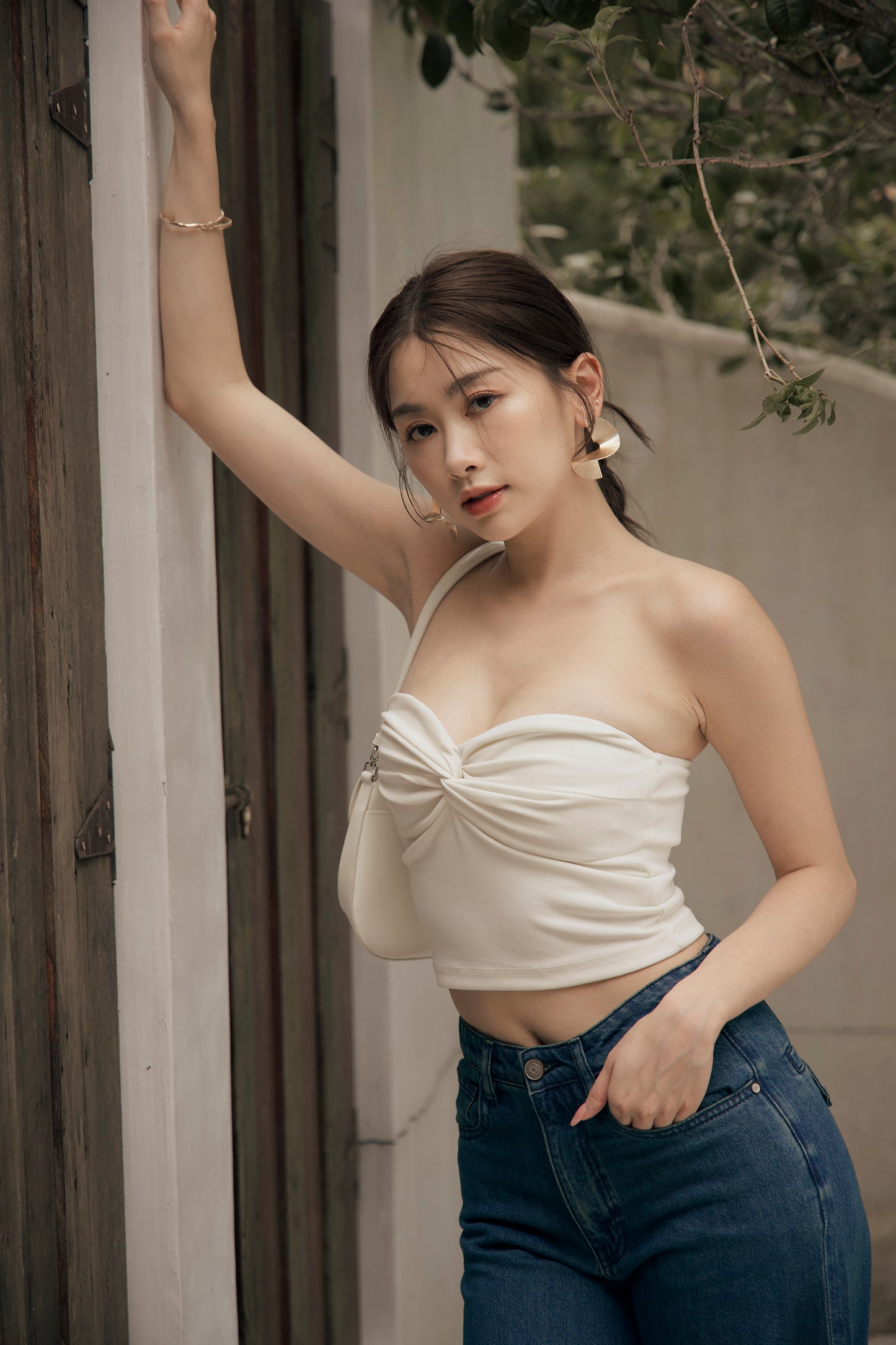 Front Knot Strapless Bra Top (美胸扭結平口) By Beigy - Milu