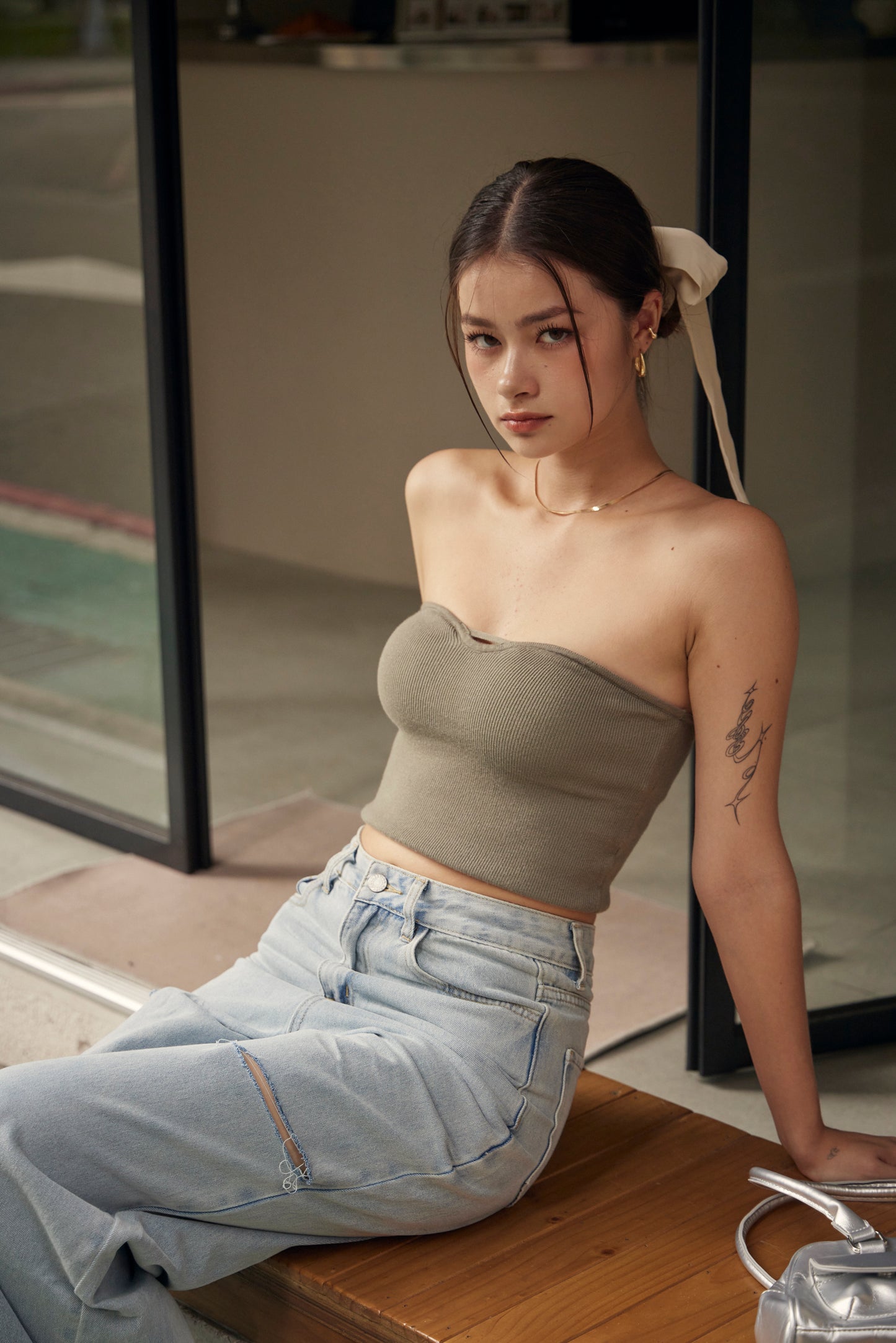 Knit Strapless Bra Top (鏤空針織平口) By Beigy - Milu