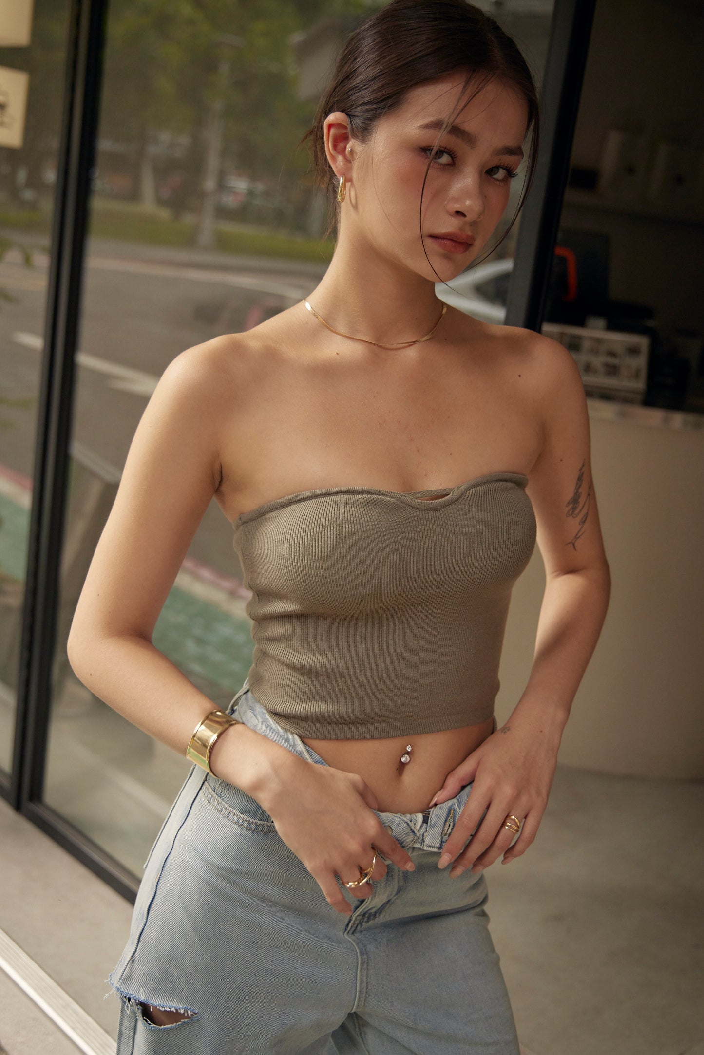Knit Strapless Bra Top (鏤空針織平口) By Beigy - Milu