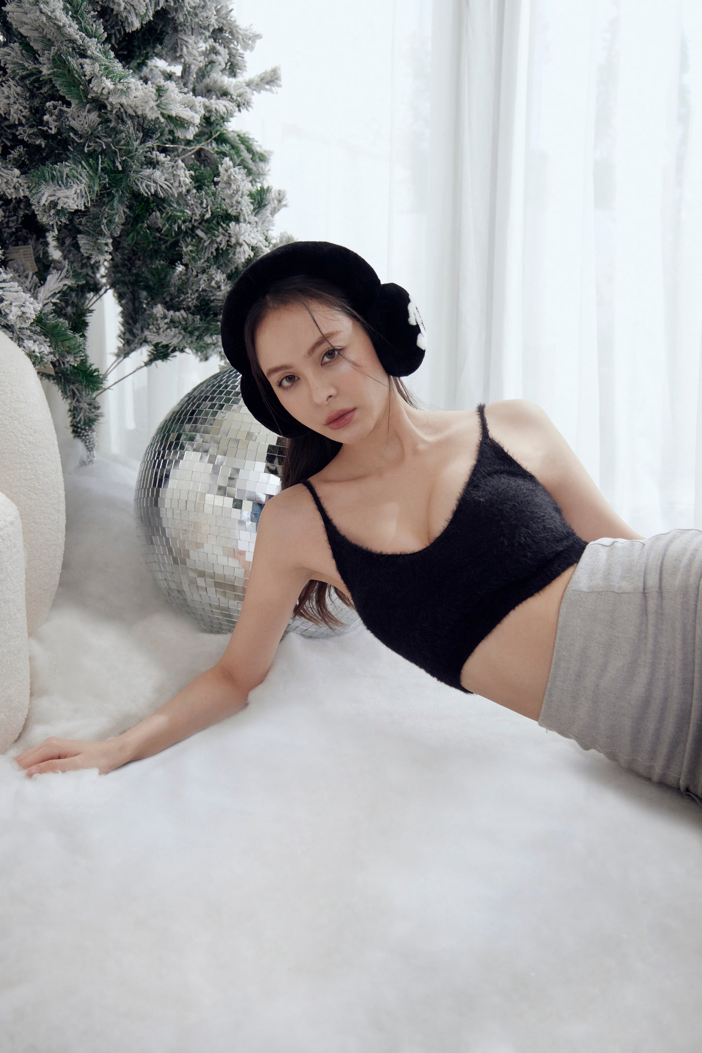 Faux Fur V-Neck Bra Top (完美V領水貂毛感Bra Top) By Beigy - Milu