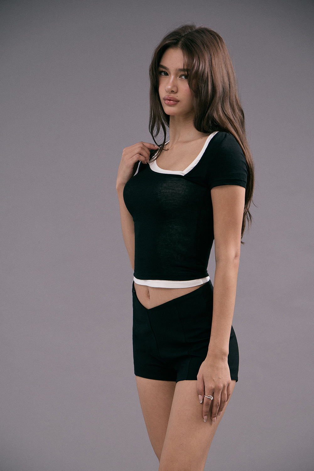 Tencel Wool Asymmetrical Neck Sleeve Top <br/>極柔天絲兩穿式短袖上衣