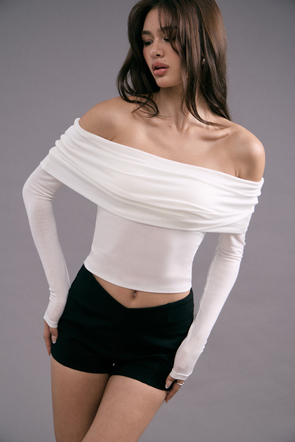 Tencel Wool Off-Shoulder Long Sleeve BraTop <br/>極柔天絲一字領長袖襯墊上衣