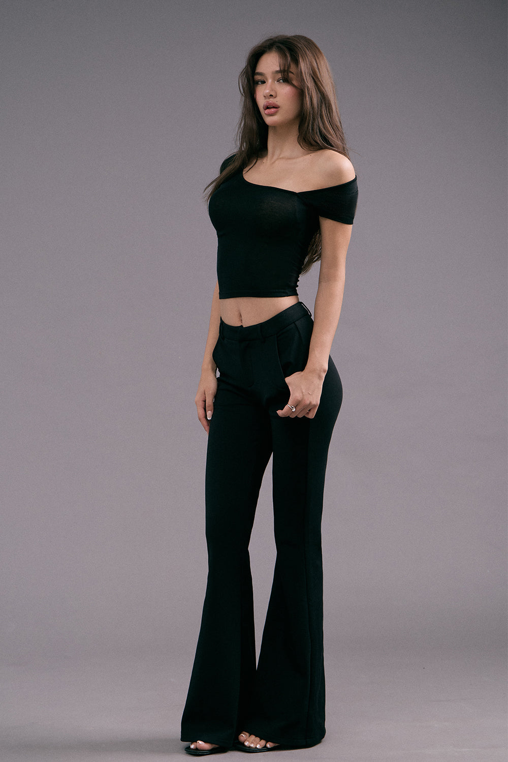 Tencel Wool Asymmetrical Neck Sleeve Top <br/>極柔天絲兩穿式短袖上衣