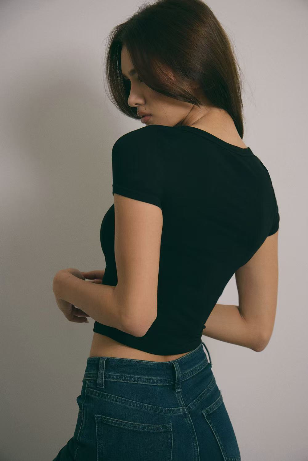 Air Touch U-Neck Short Sleeve Top (小涼風U領短袖上衣)