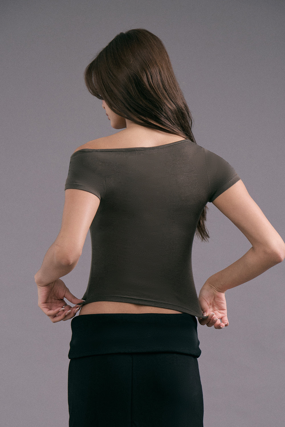 Tencel Wool Asymmetrical Neck Sleeve Top <br/>極柔天絲兩穿式短袖上衣