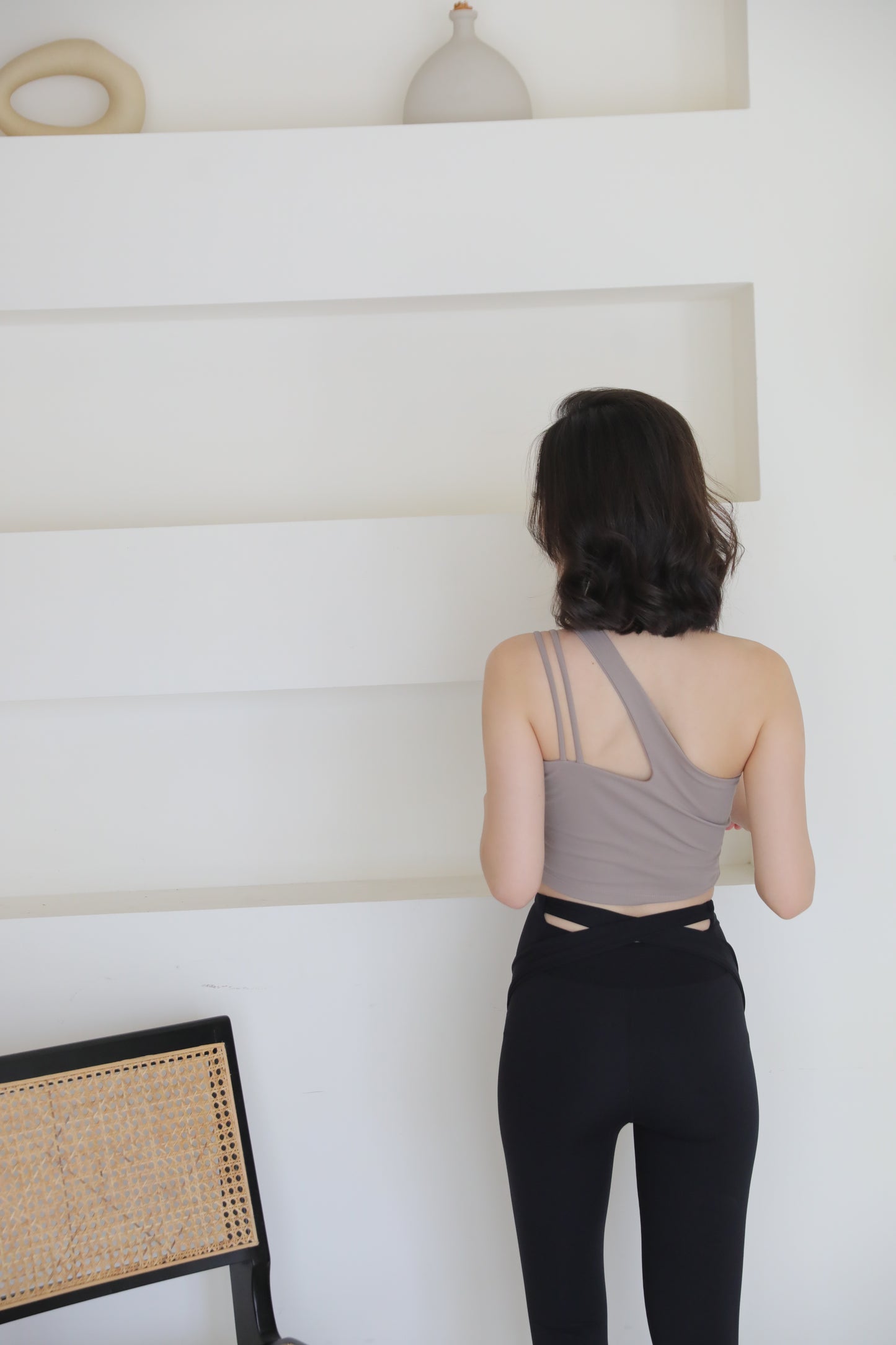 Back Cross Legging 2.0 (高腰後交叉) By Beigy - Milu