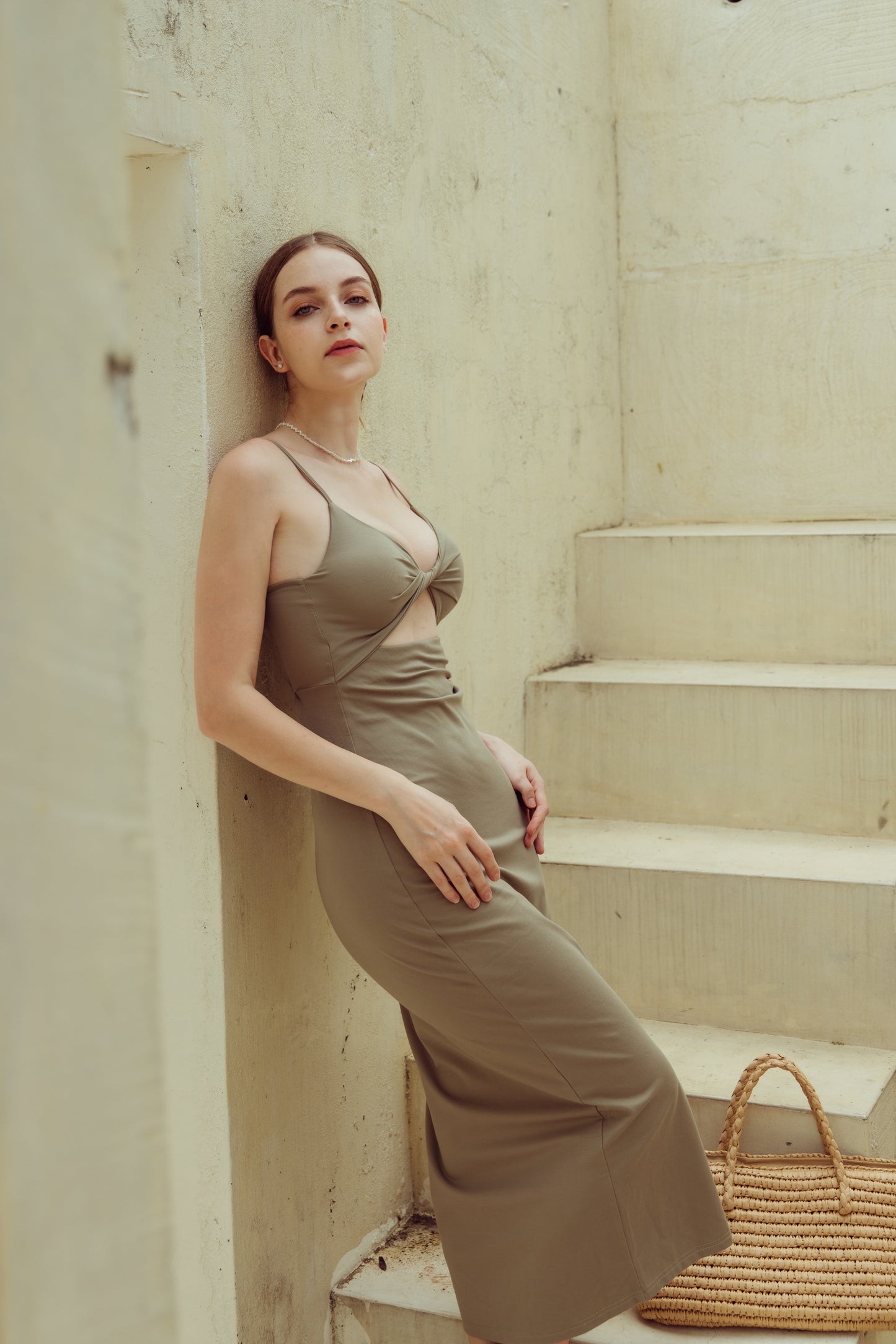Deep V Front Knot Bra Dress (低胸扭結Push-Up款) By Beigy - Milu