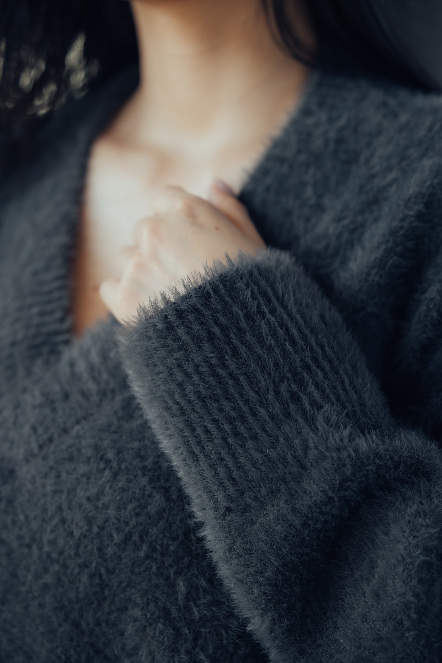 Faux Fur V-Neck Sweater (水貂毛感V領毛衣) By Beigy - Milu