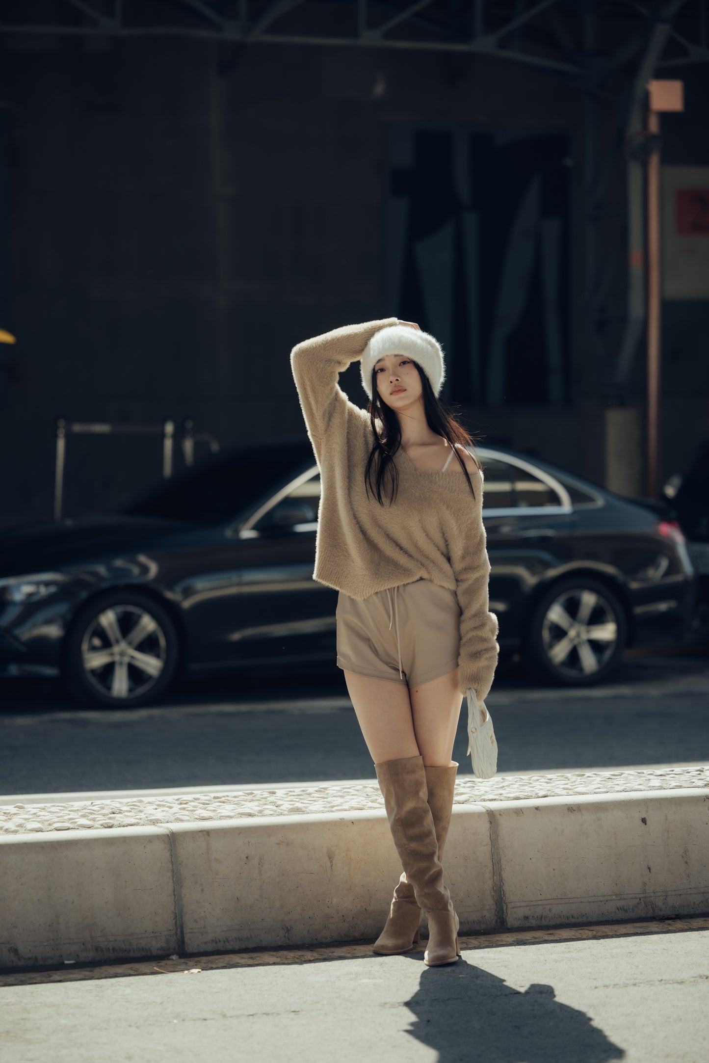 Faux Fur V-Neck Sweater (水貂毛感V領毛衣) By Beigy - Milu