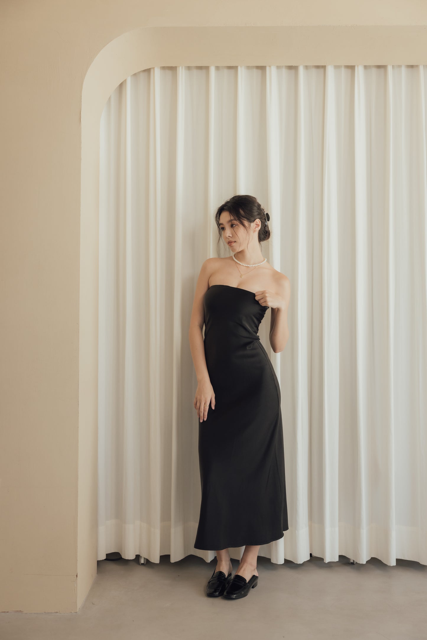 Satin Strapless Bra Dress (緞面平口) By Beigy - Milu