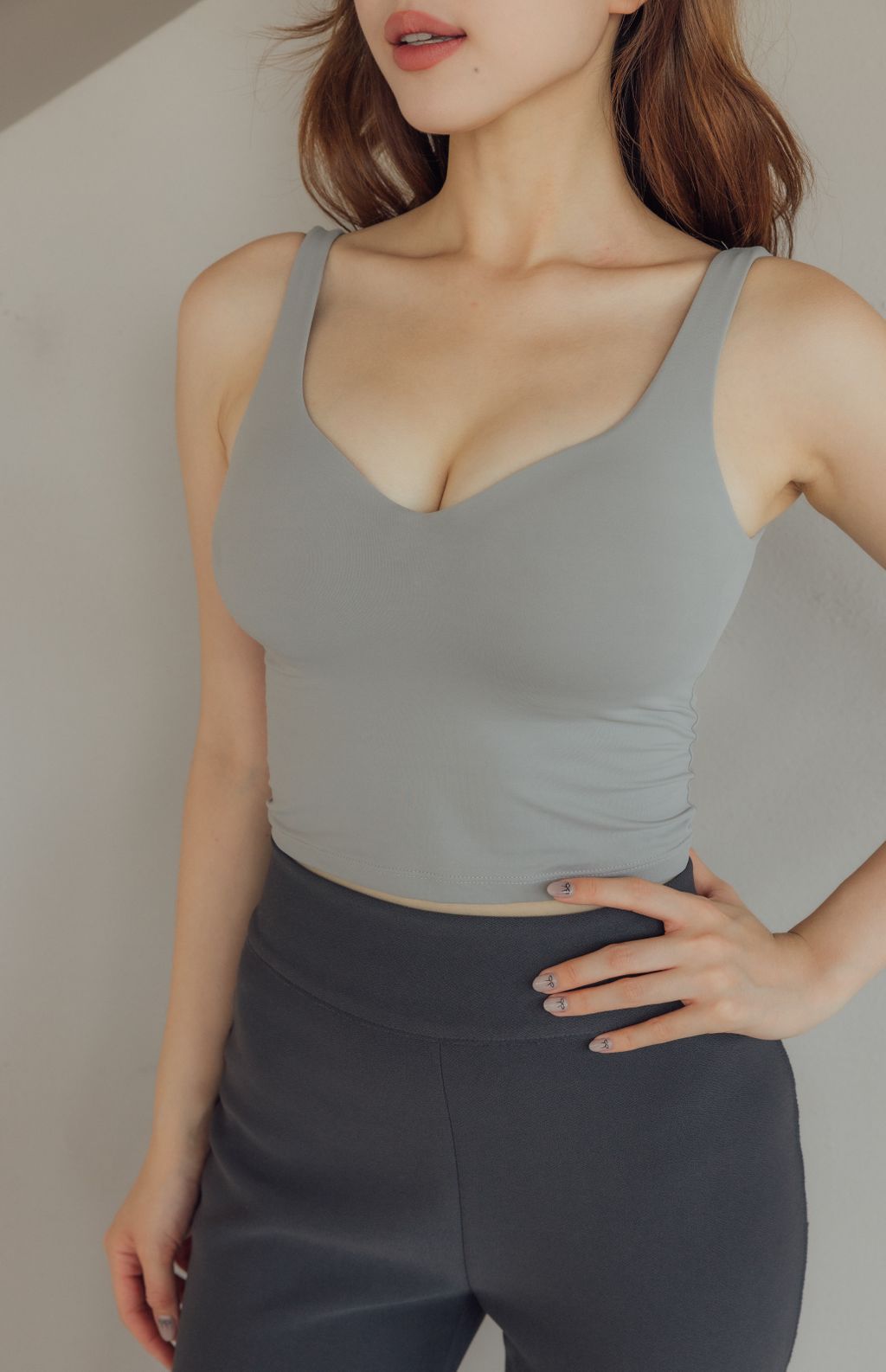 Base V-Neck Bra Top (爆乳V領裸感) By Beigy - Milu