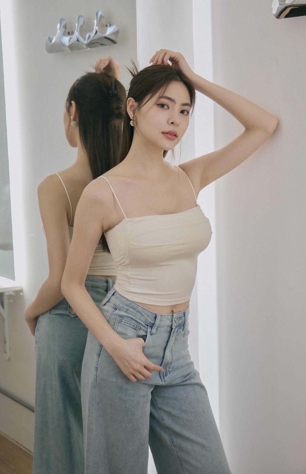 Scratched Strap Bra Top (藏肚收腰push up) By Beigy - Milu