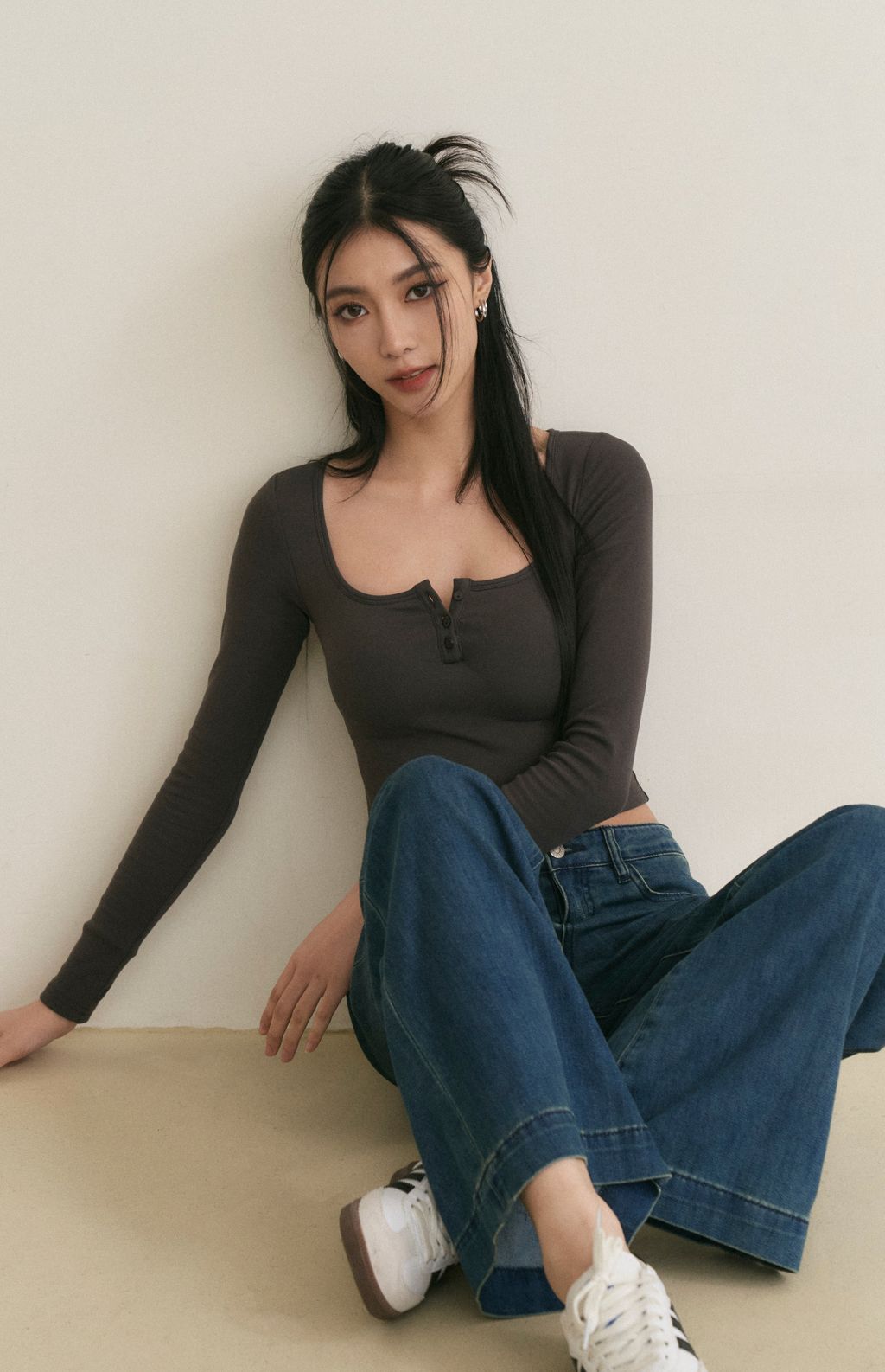 Front Button Long Sleeve Bra Top (美式可開釦長袖Bra Top) By Beigy - Milu