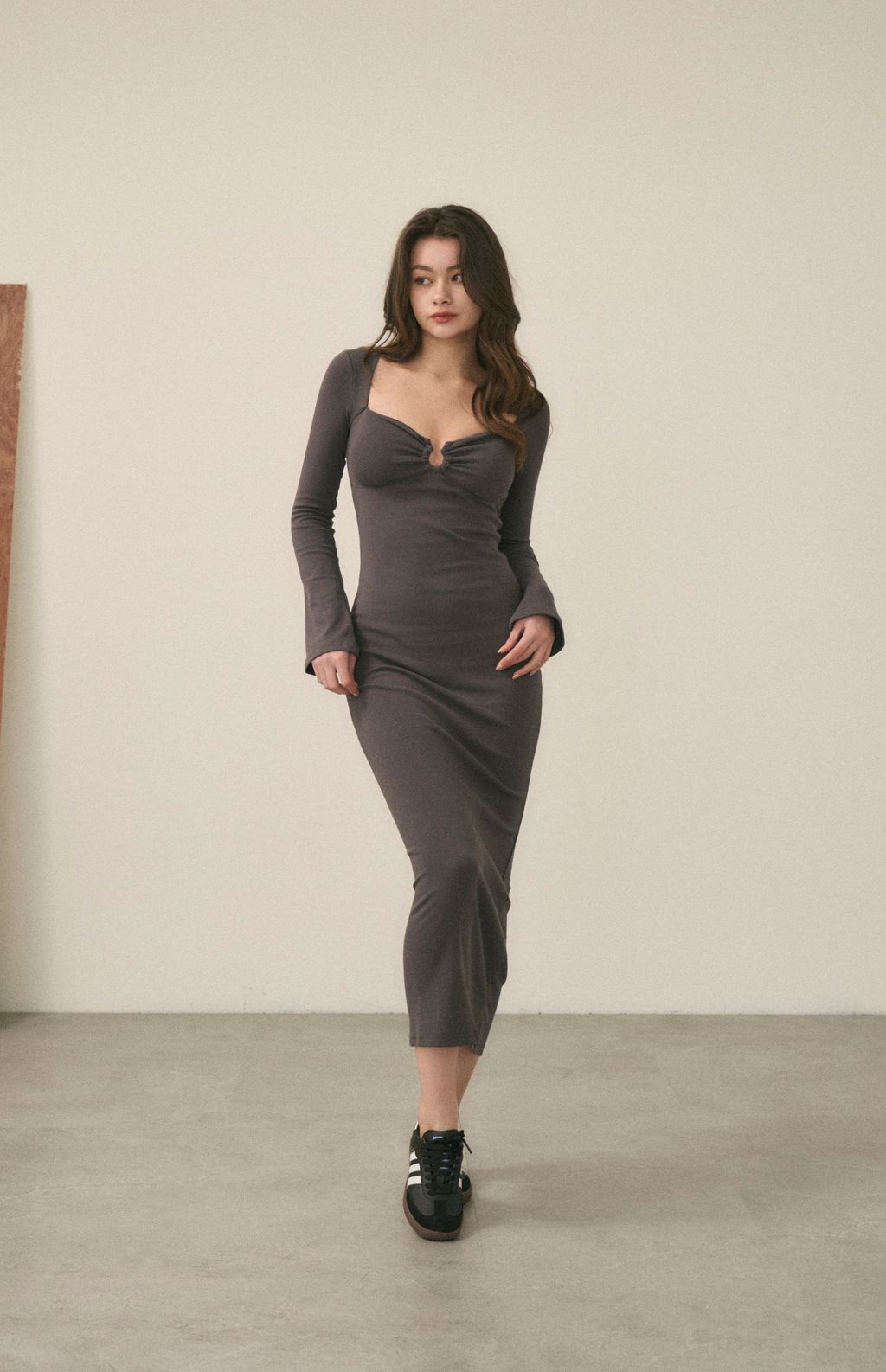 Long Sleeve Maxi Bra Dress (美胸釦環造型Bra Dress) By Beigy - Milu