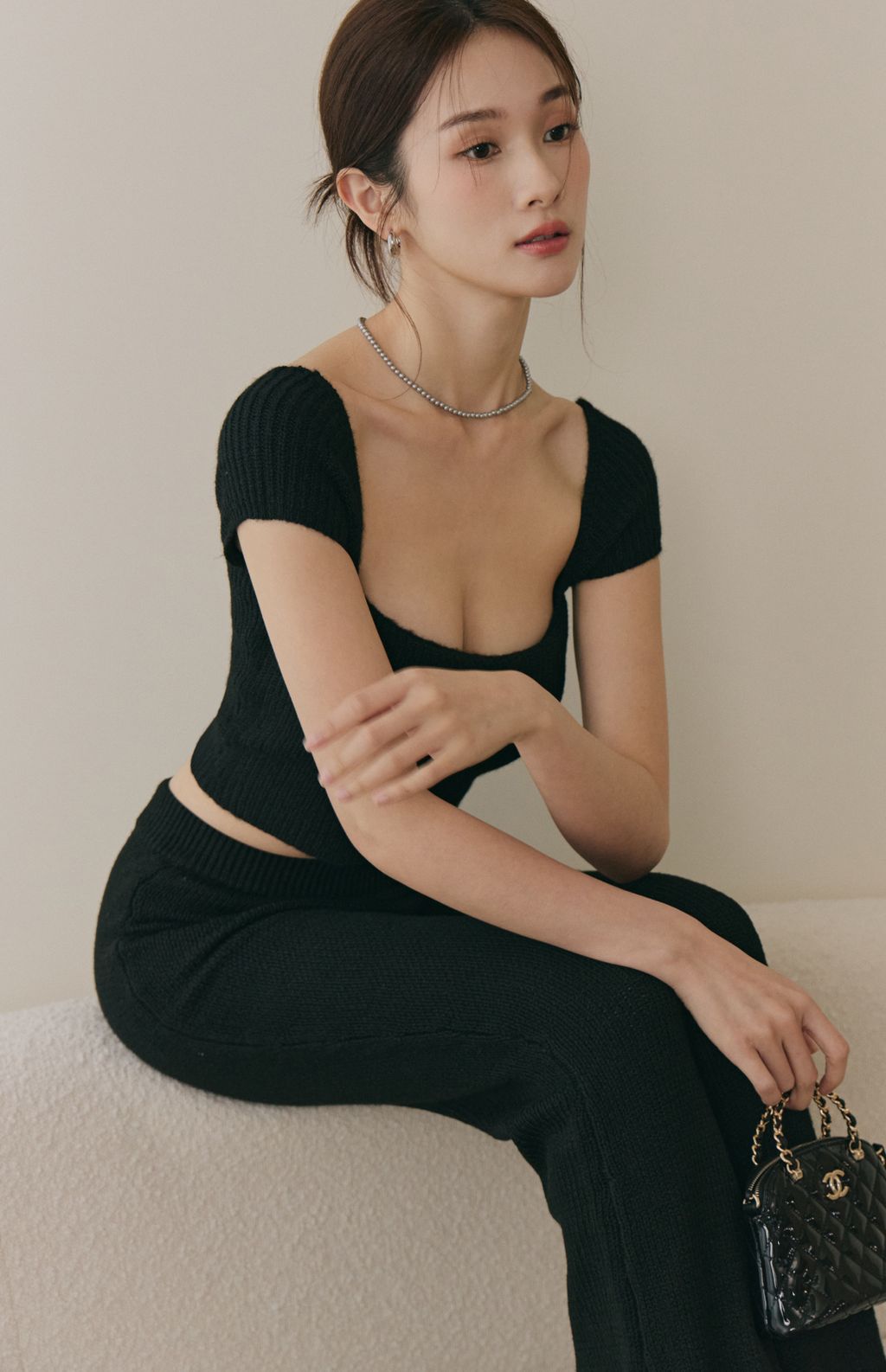 Wide Ribbed Round Neck Bra Top (美胸方領毛織Bra Top) By Beigy - Milu