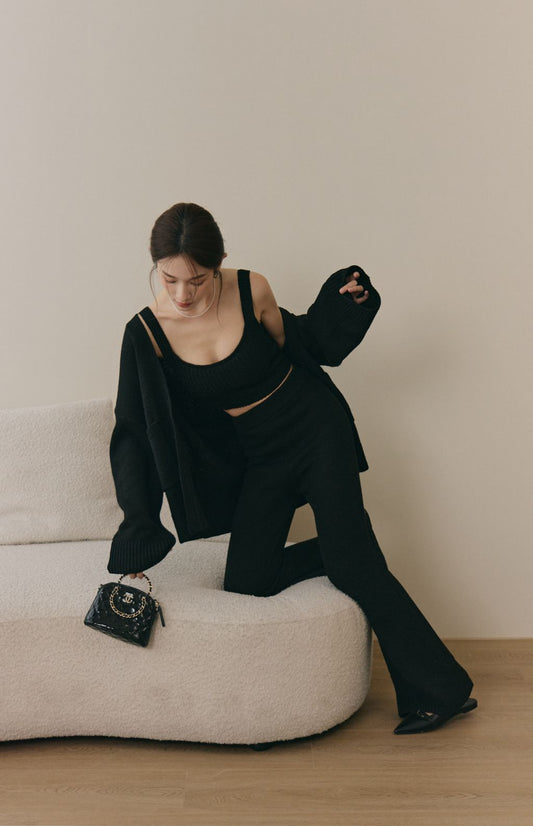 Soft Skin V-Neck Cardigan<br/>親膚粗針V領外套 By Beigy - Milu