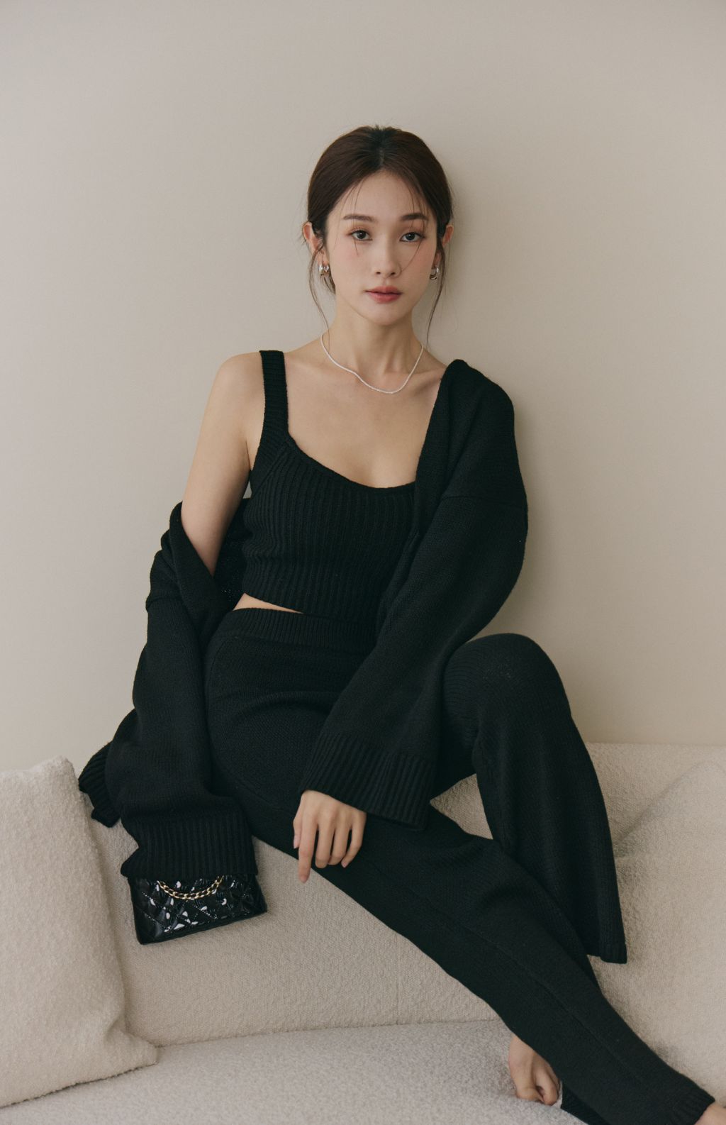 Soft Skin V-Neck Cardigan (親膚粗針V領外套) By Beigy - Milu