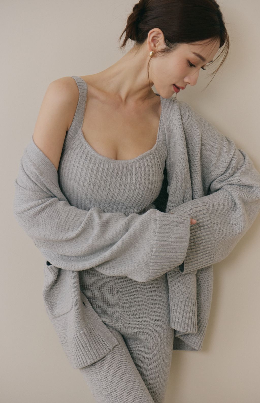 Soft Skin V-Neck Cardigan (親膚粗針V領外套) By Beigy - Milu