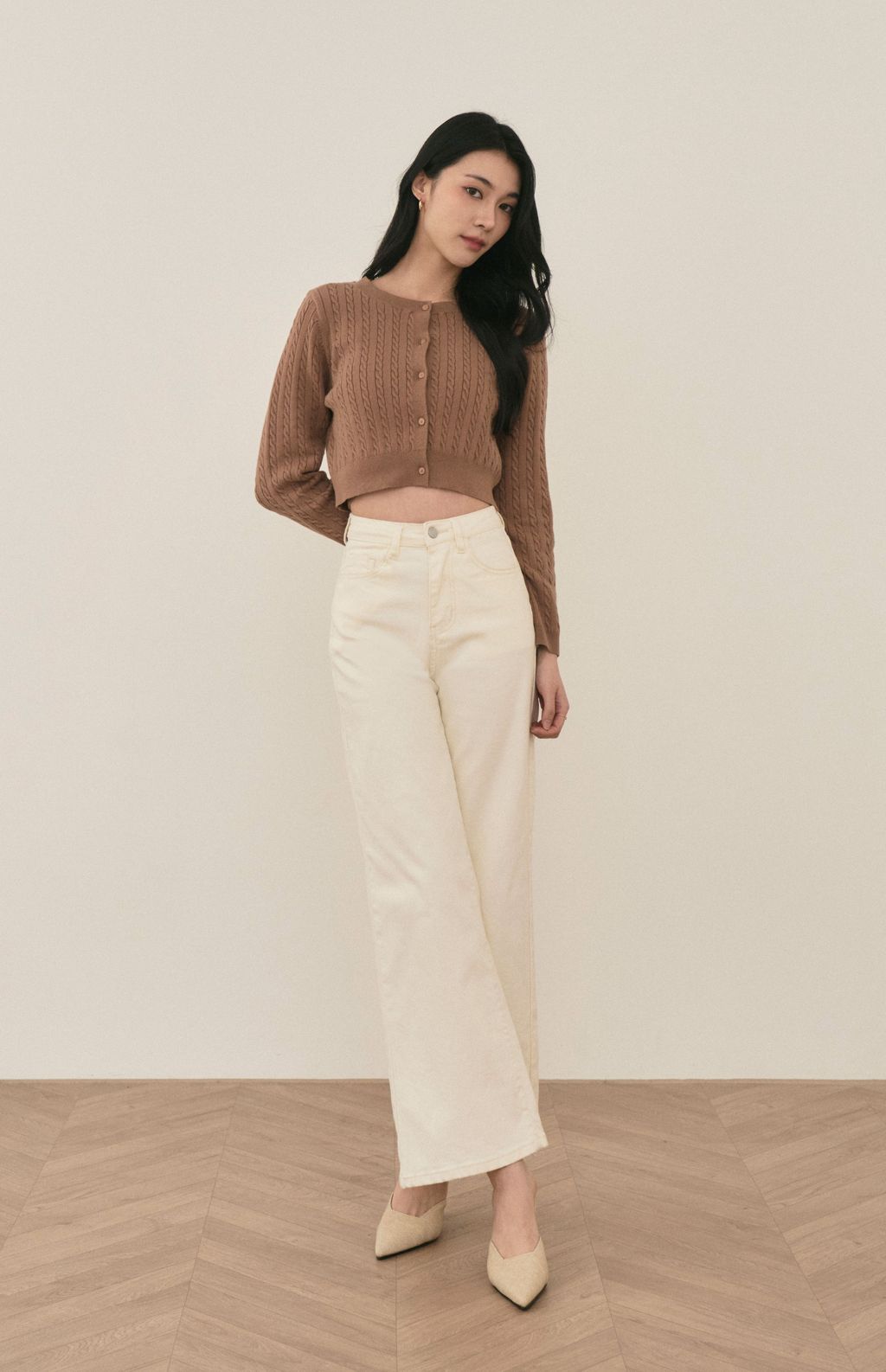 Round Neck Cable Cardigan (麻花針織圓領外套) By Beigy - Milu