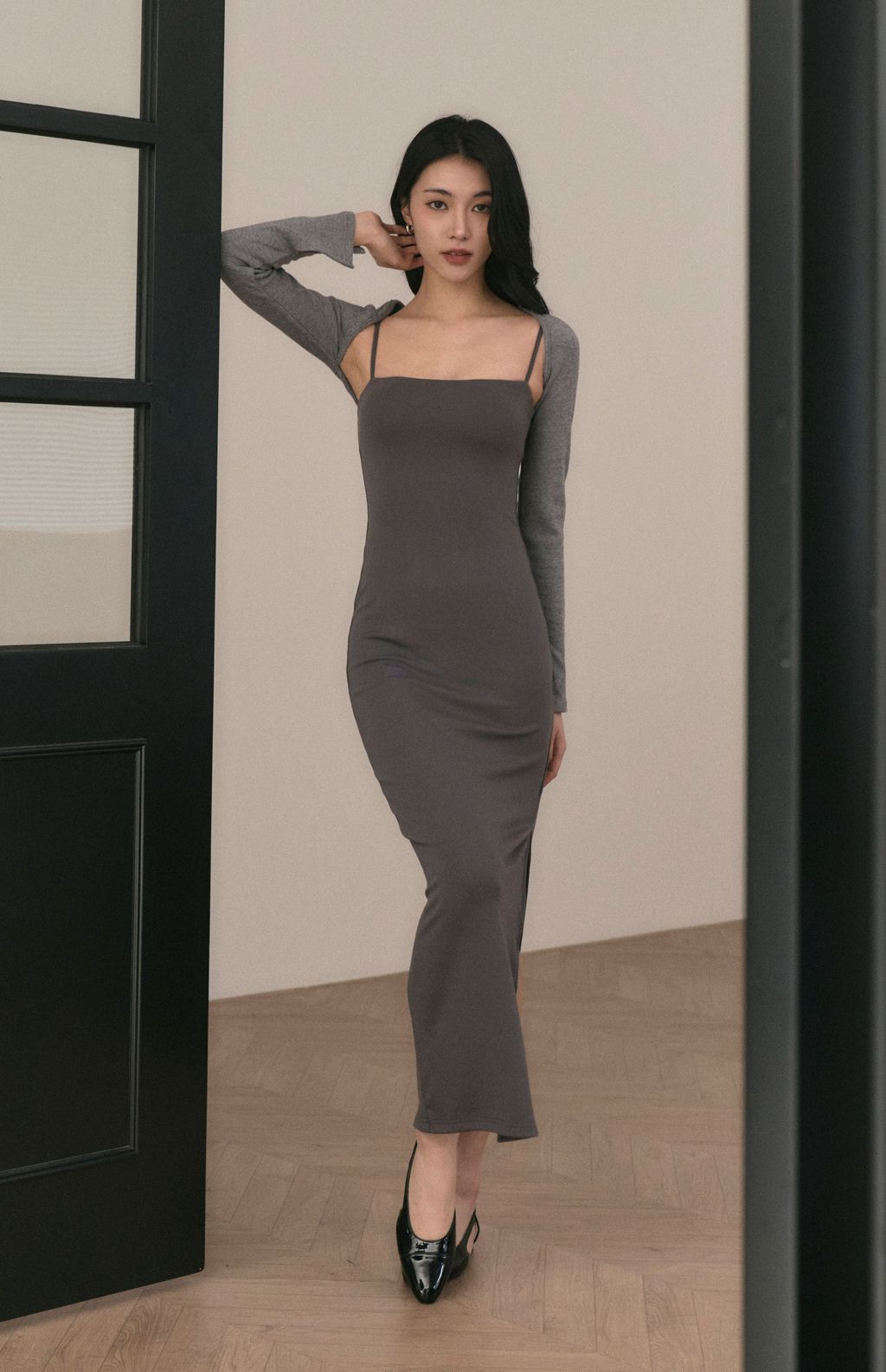 Slimming Spaghetti Strap Bra Dress (平口細肩修身Bra Dress) By Beigy - Milu