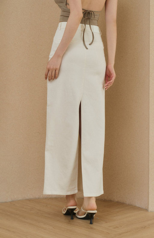 Back Slit Denim Long Skirt<br/>法式極簡後開衩牛仔裙 By Beigy - Milu