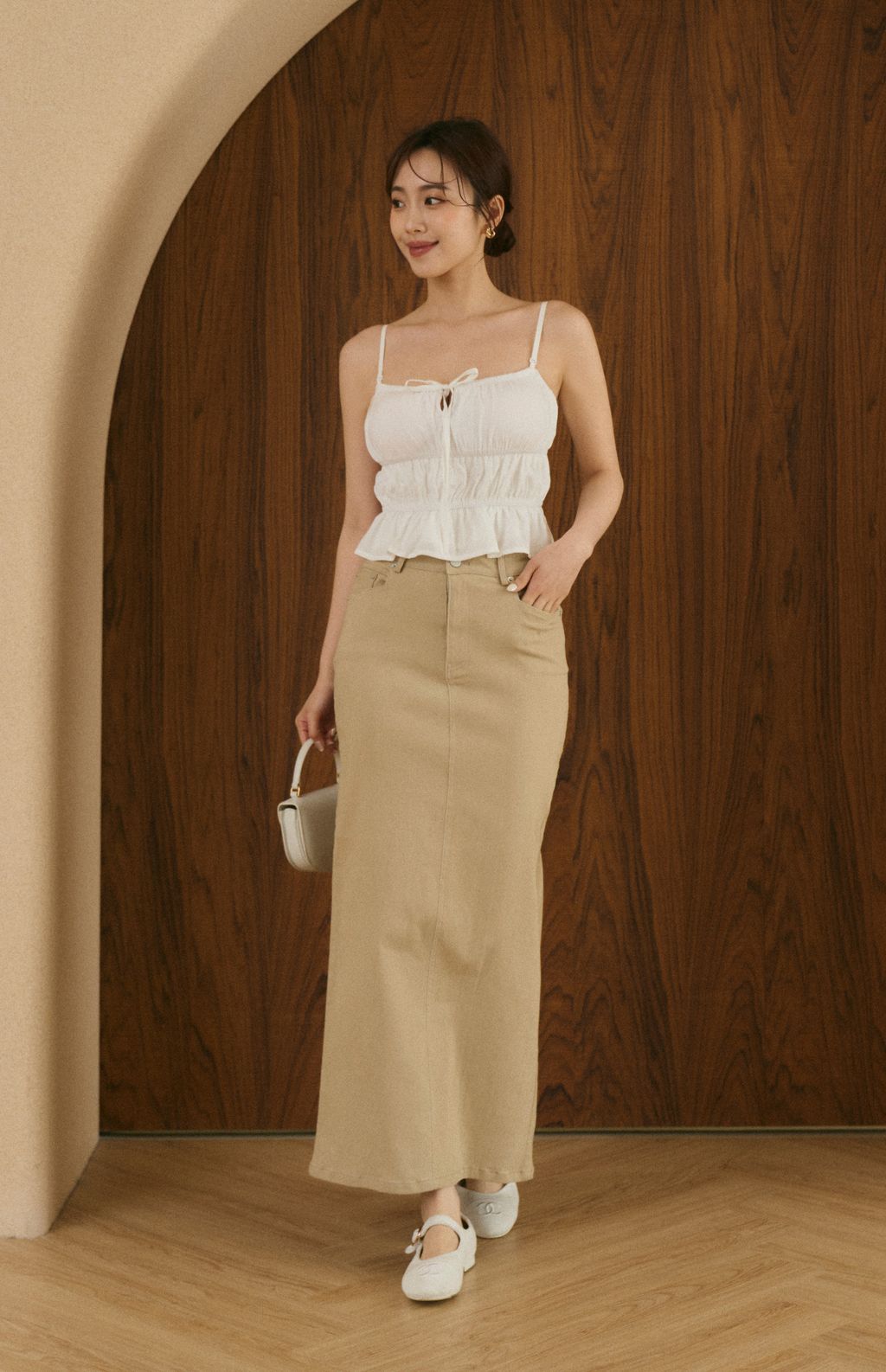 Back Slit Denim Long Skirt<br/>法式極簡後開衩牛仔裙