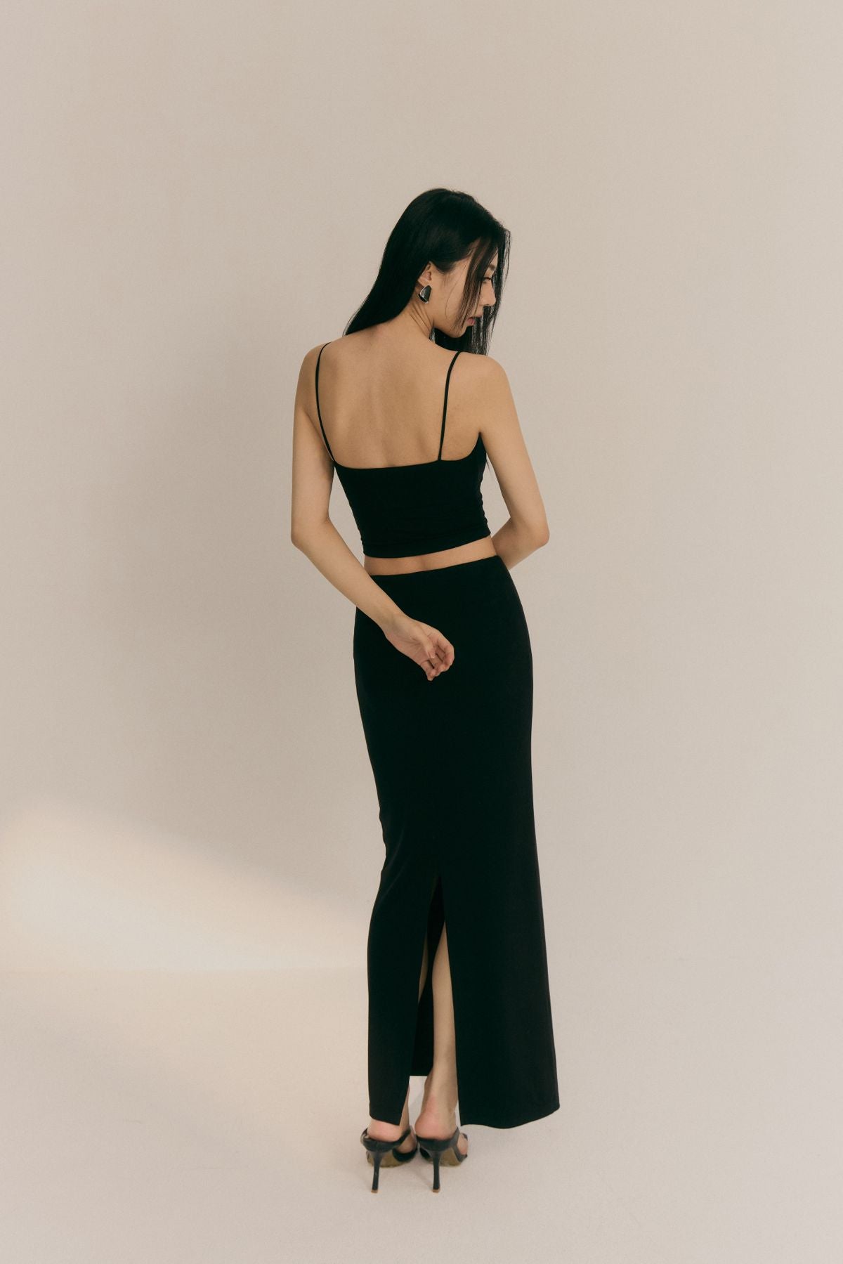 Heat++ Back Slit Long Skirt (低調辣抽繩後開衩裙) By Beigy - Milu