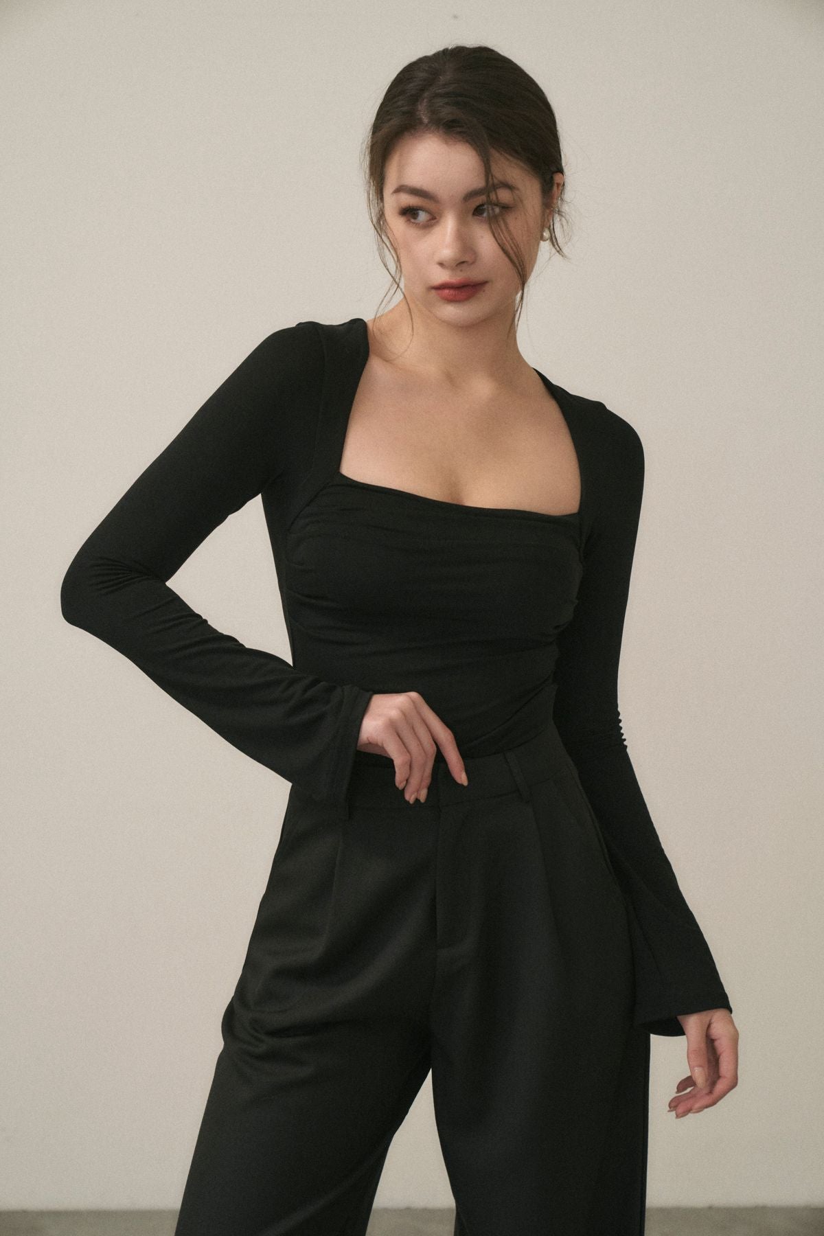 Scratched Long Sleeve Bra Top (美胸抓皺平口長袖Bra Top) By Beigy - Milu