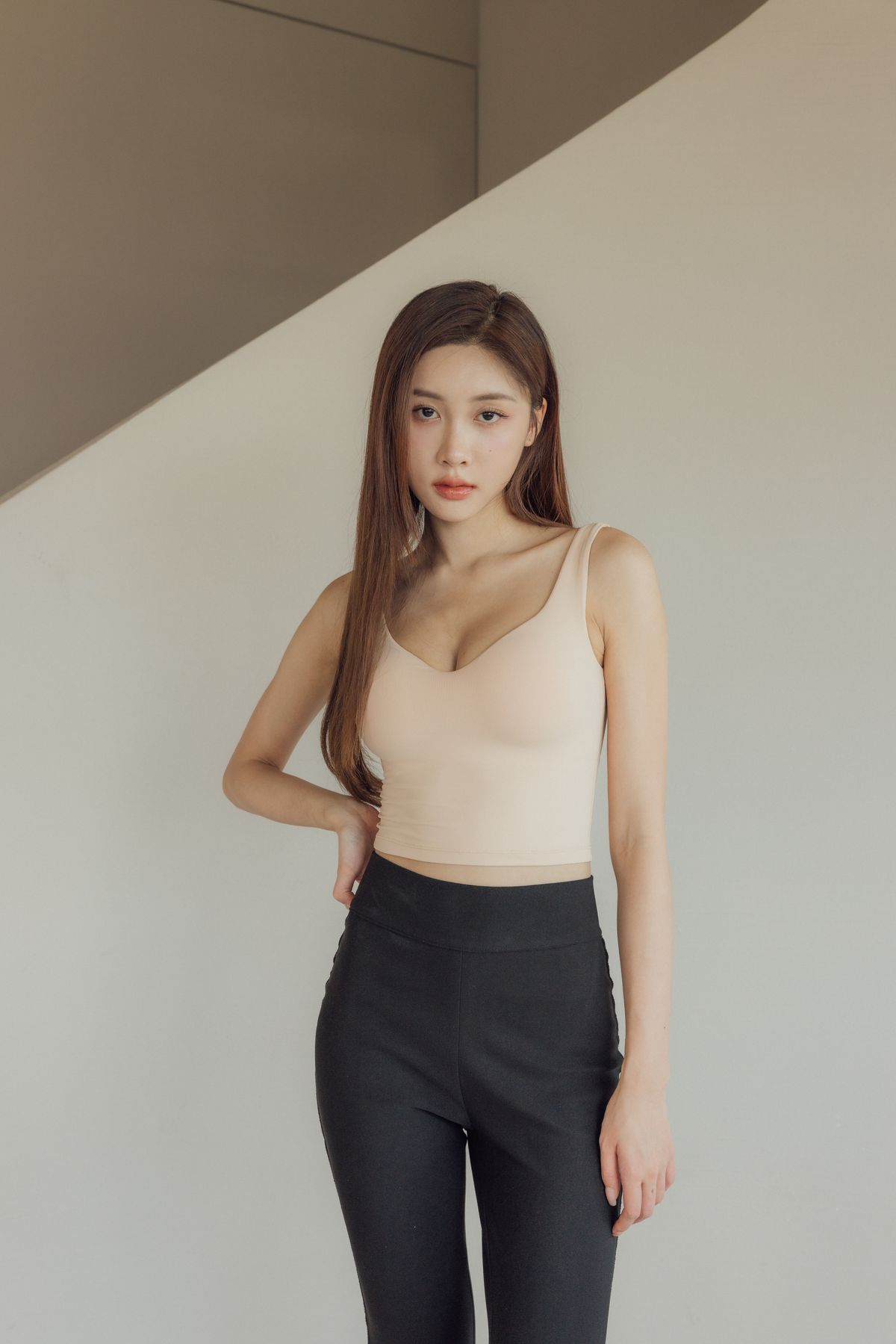 Base V-Neck Bra Top (爆乳V領裸感) By Beigy - Milu