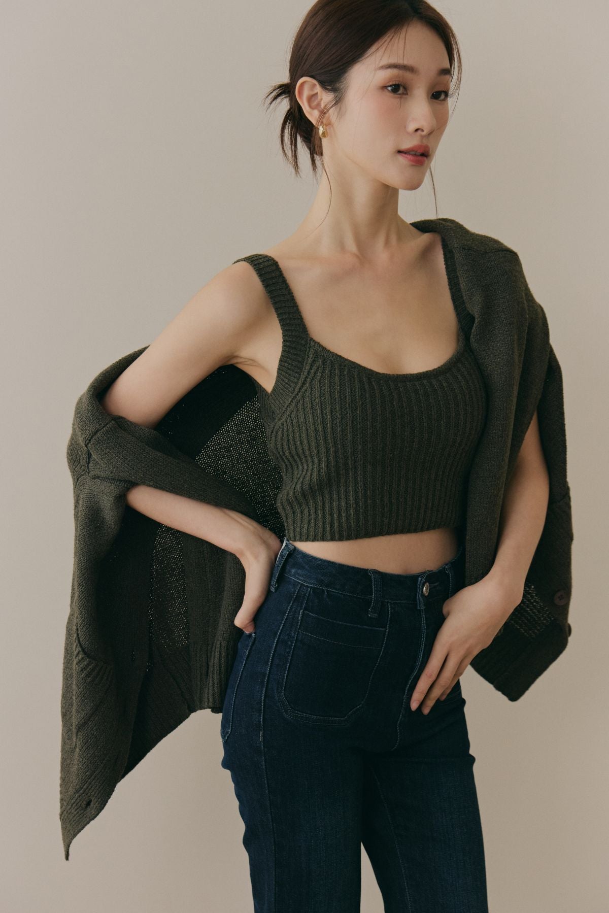 Soft Skin V-Neck Cardigan (親膚粗針V領外套) By Beigy - Milu