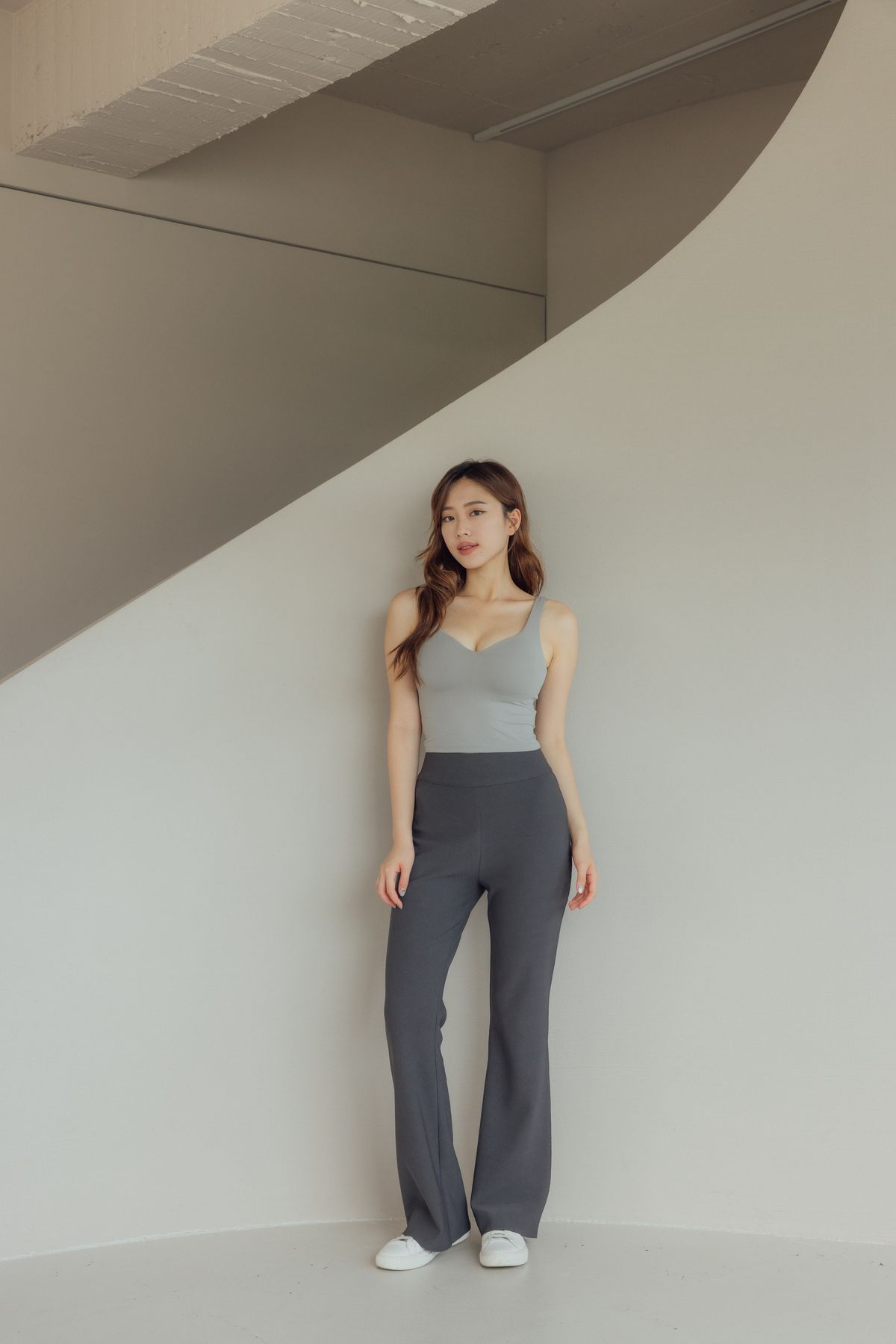 Base V-Neck Bra Top (爆乳V領裸感) By Beigy - Milu