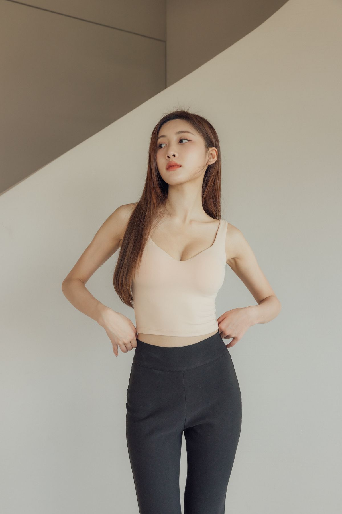 Base V-Neck Bra Top (爆乳V領裸感) By Beigy - Milu