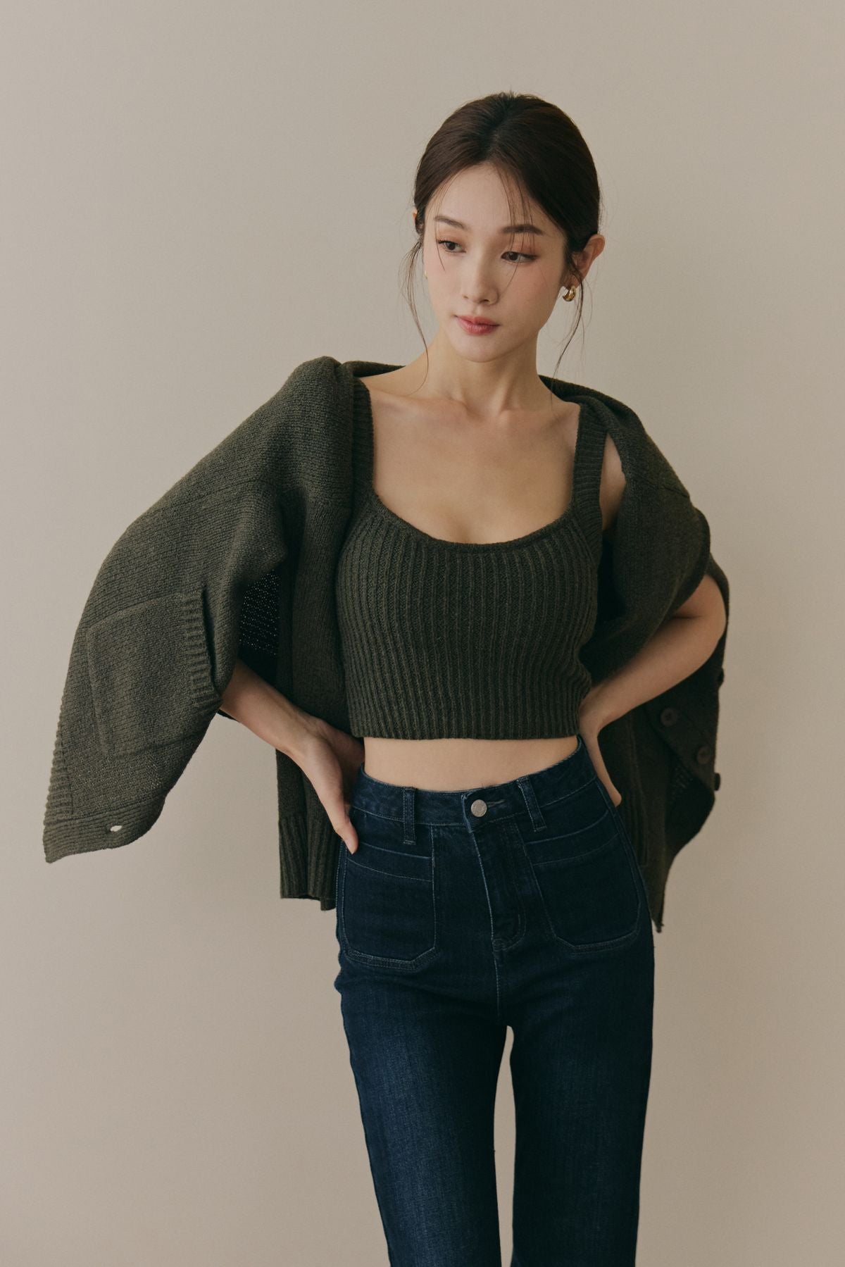 Soft Skin V-Neck Cardigan (親膚粗針V領外套) By Beigy - Milu