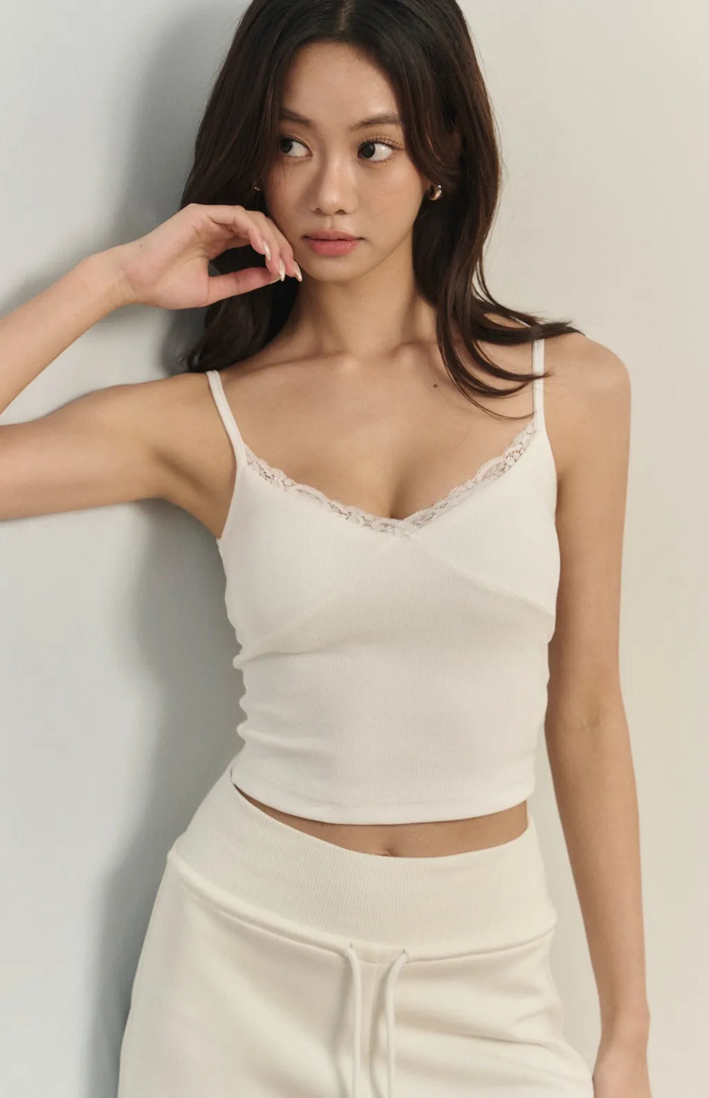Lace V-Neck Bra Top<br/>交織蕾絲Bra Top